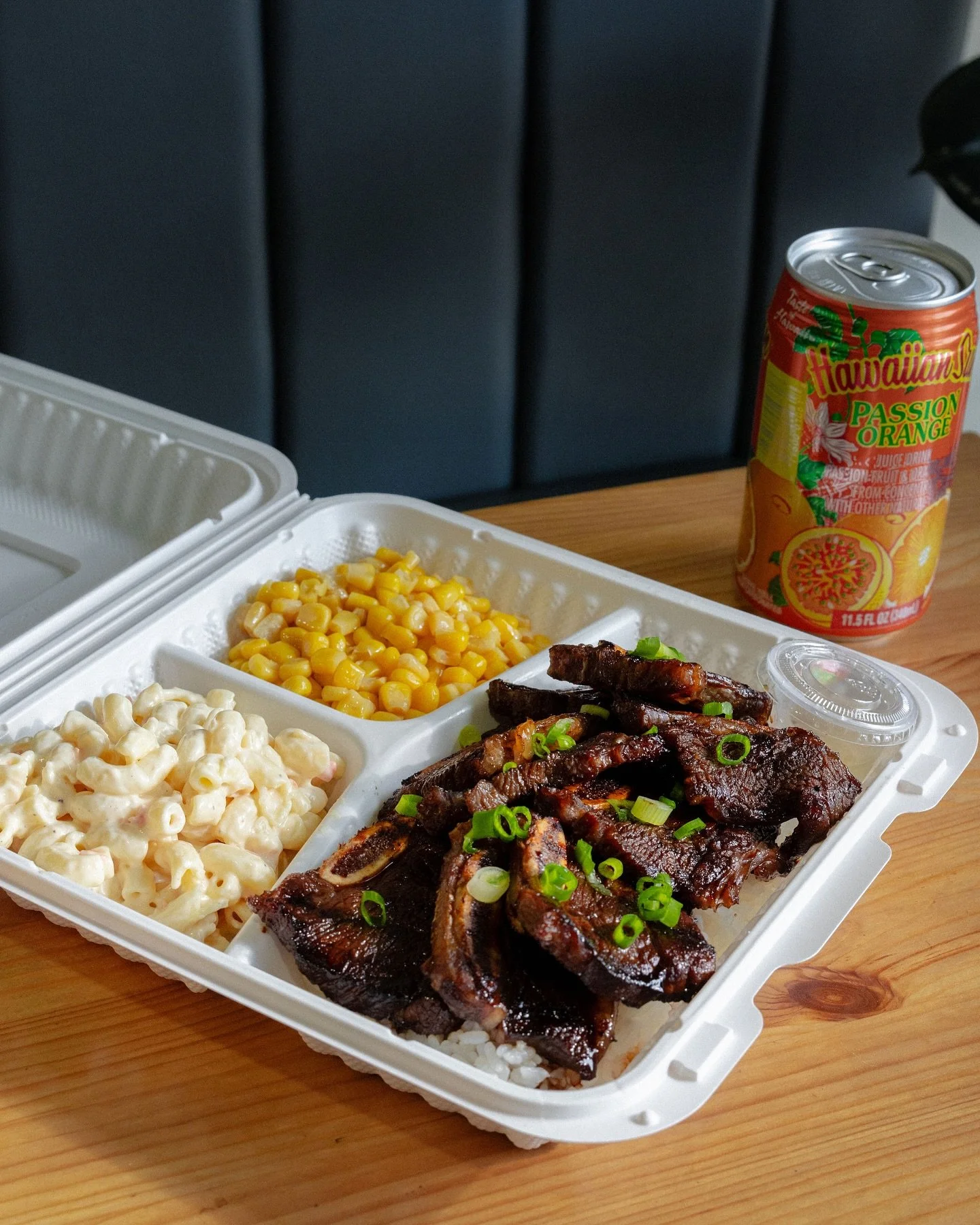 Take the taste of paradise to-go with our $25 Maui Beef Ribs! 🌺🔥 Marinated in rich island flavors and cooked to juicy tenderness, these short ribs are the perfect island feast, wherever you are. Order now and bring aloha home! 🏡🥡 

#AlohaHawaiian