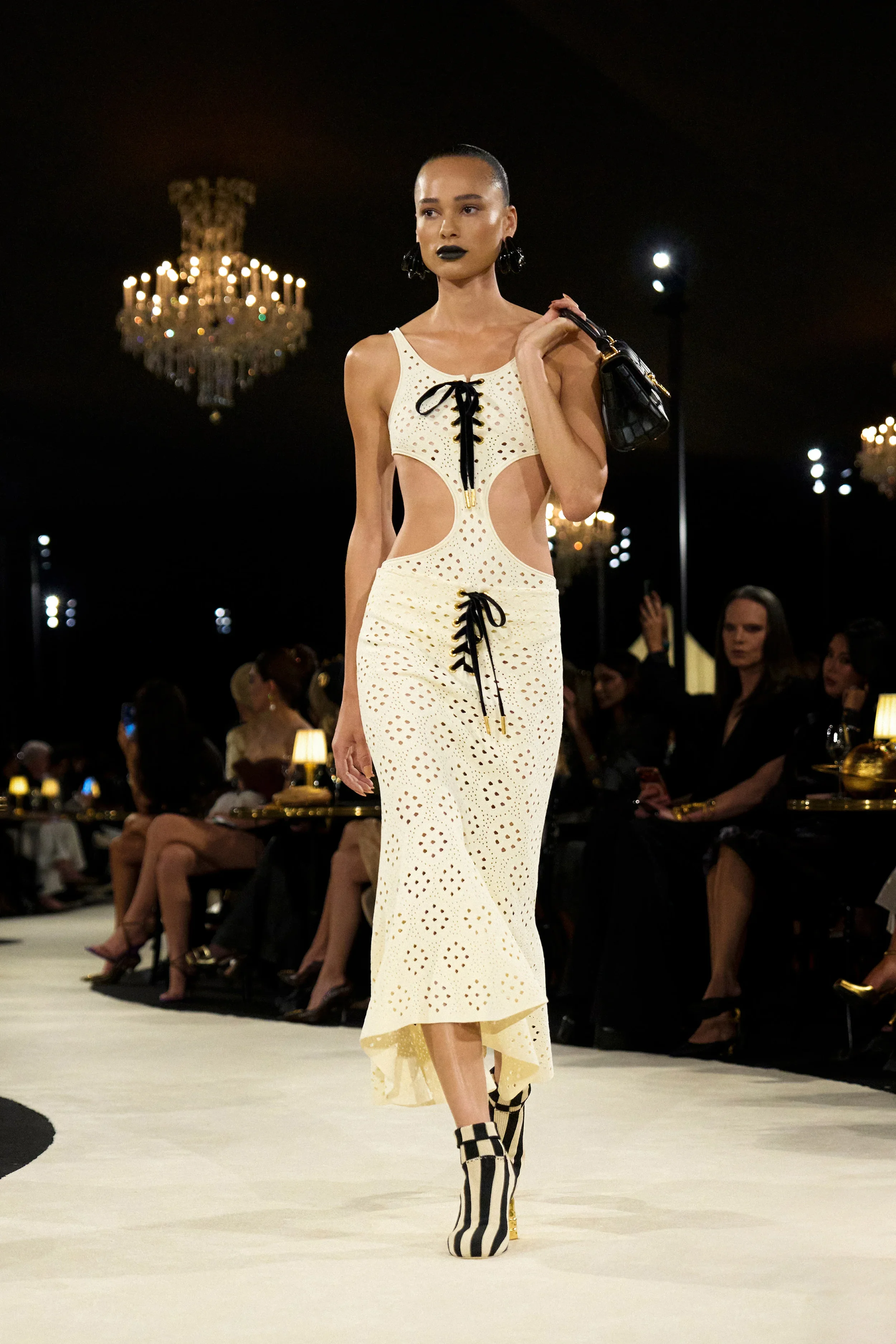 Schiaparelli_RTWSS27_Look_25.jpg.webp