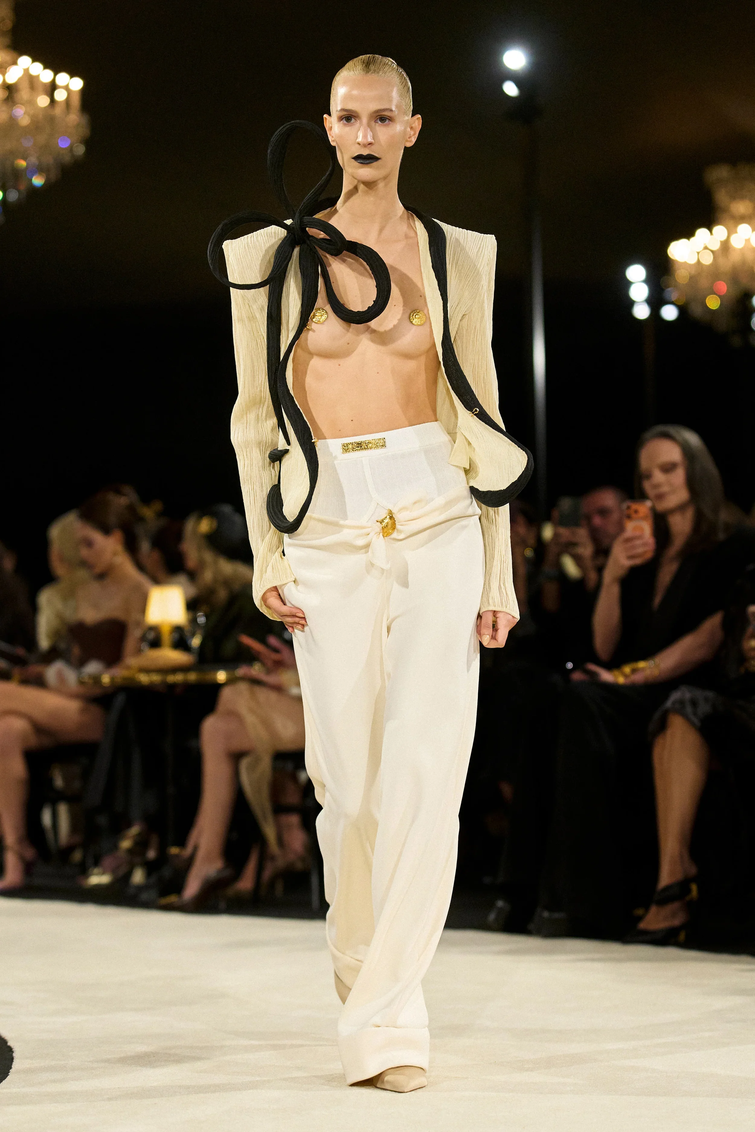 Schiaparelli_RTWSS27_Look_34.jpg.webp