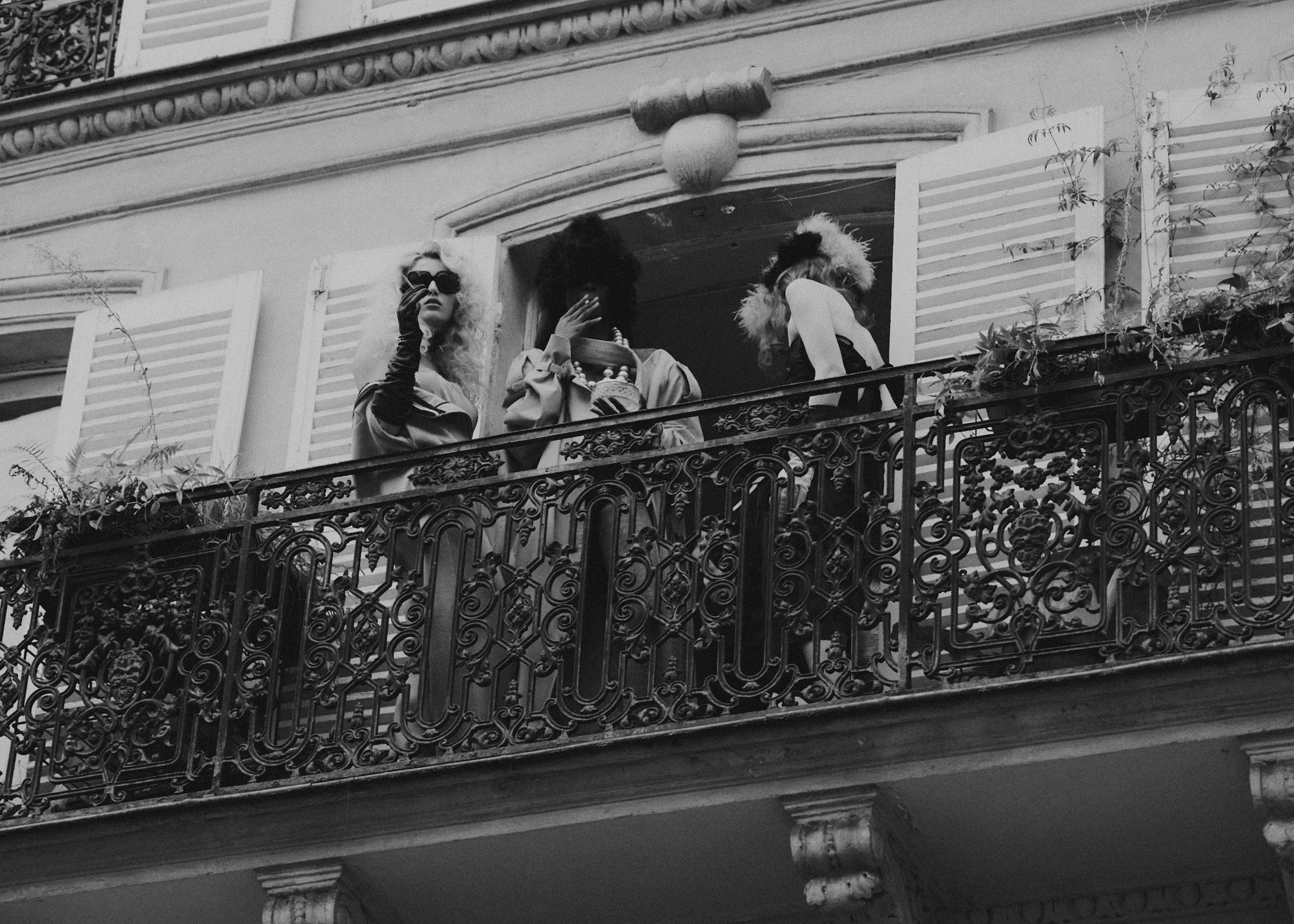 CarnaleRoom_Issue09_BackInParis_ 2.jpg