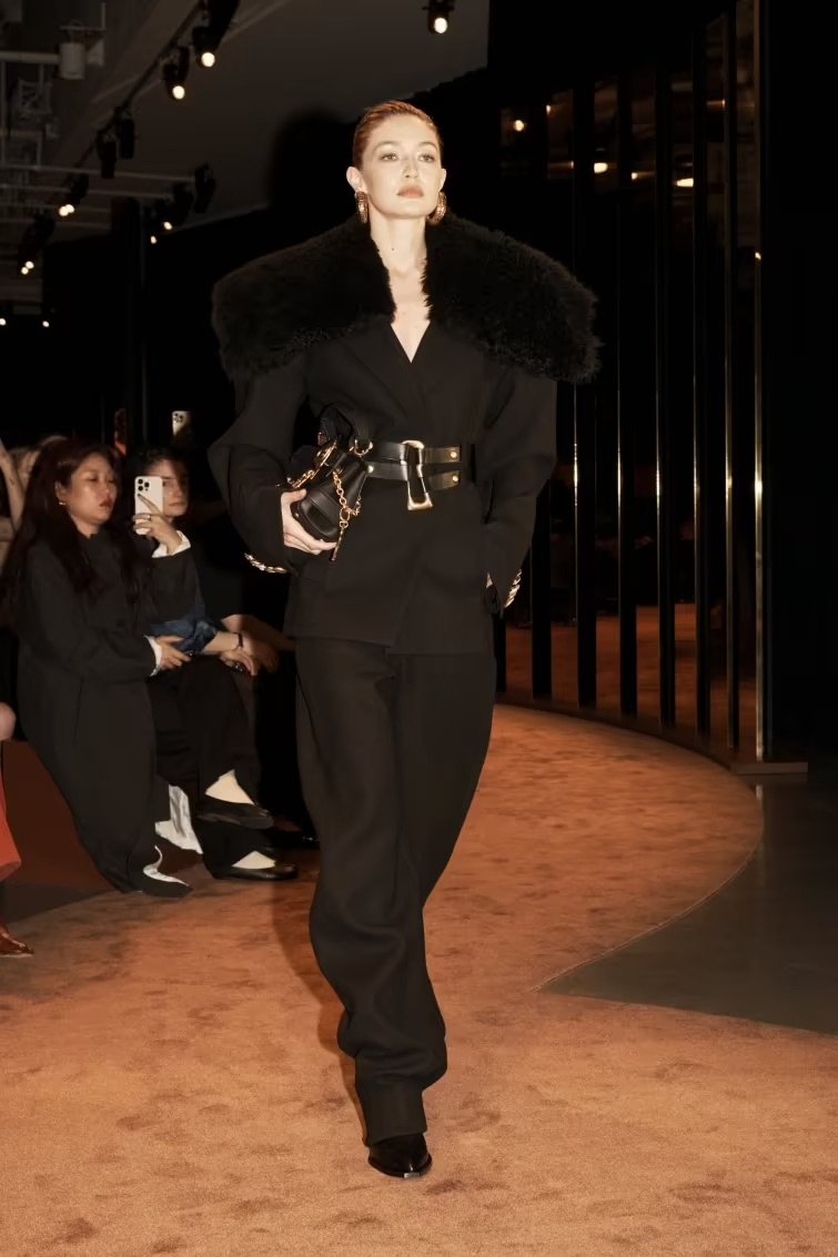 schiaparelli-RTWFW2556-1883-67ca32f8d5b47-big.jpeg