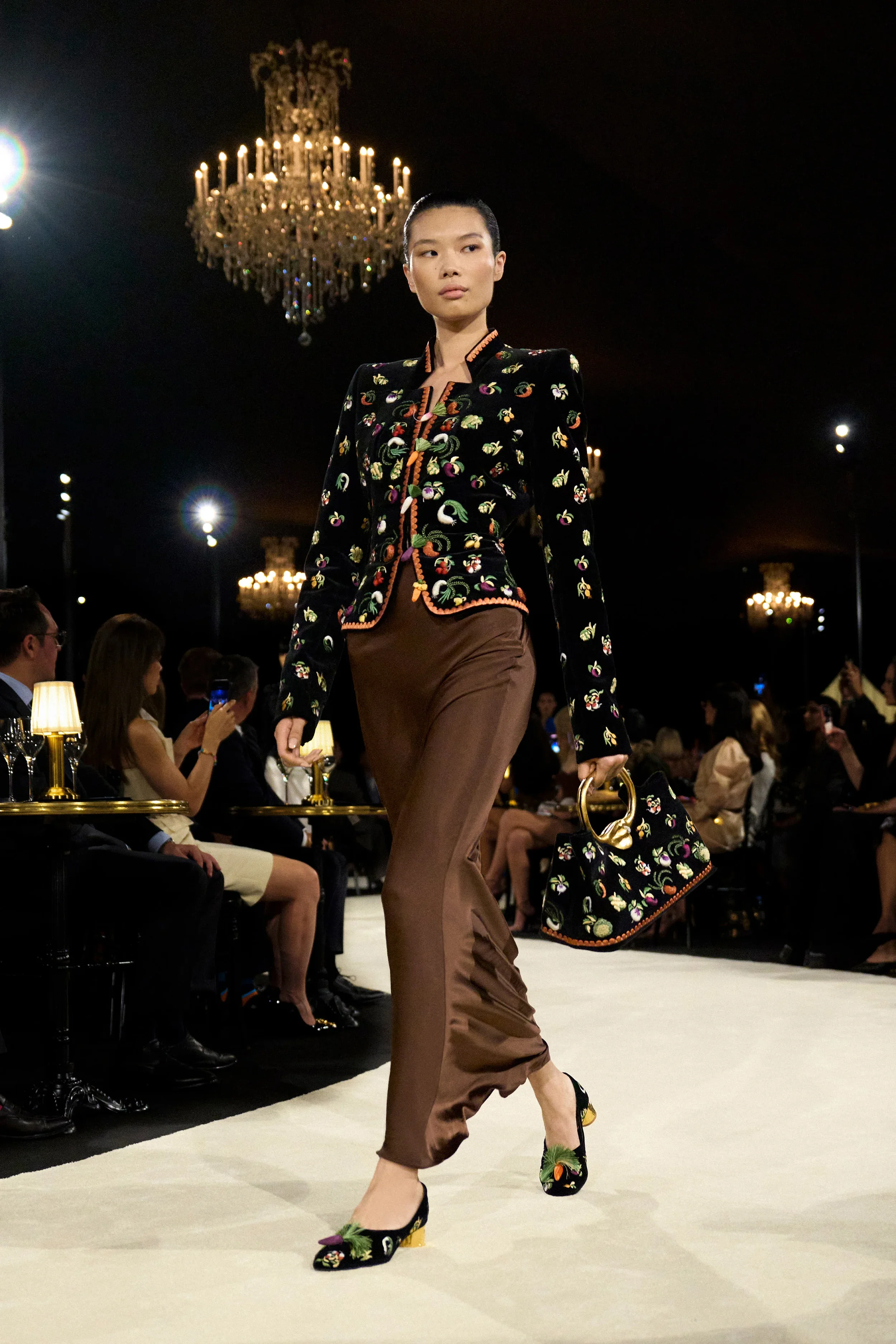 Schiaparelli_RTWSS27_Look_49.jpg.webp