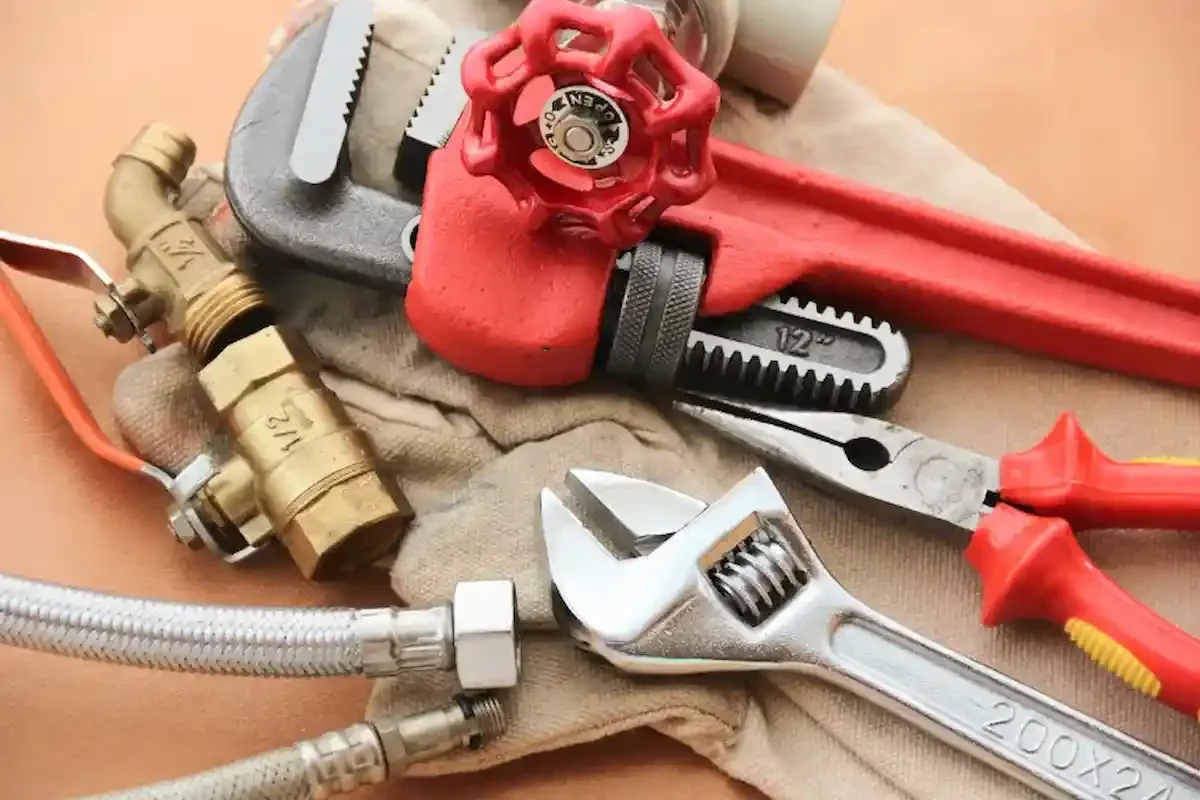 Top 5 Quick Fixes Every Homeowner in Montreal Should Know to Avoid Costly Repairs