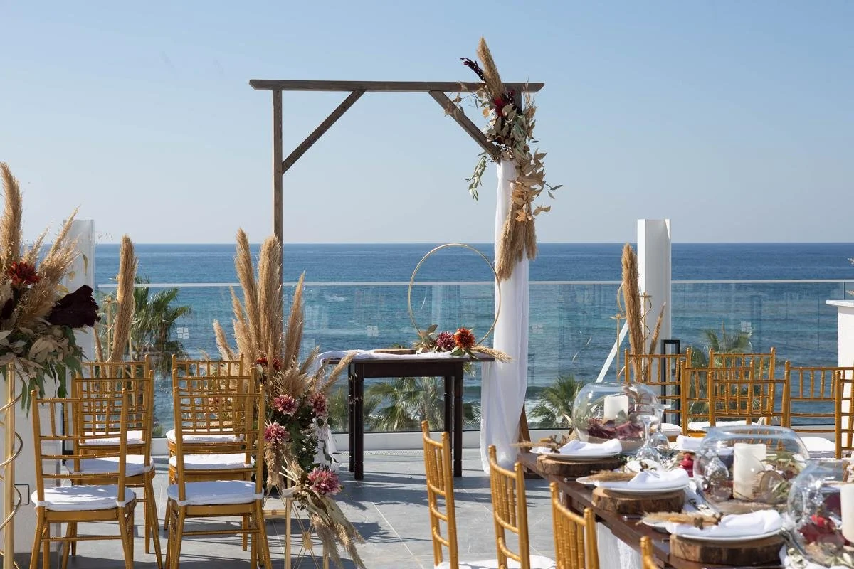 Kefalos Terrace/min. 15 guests from £1,999