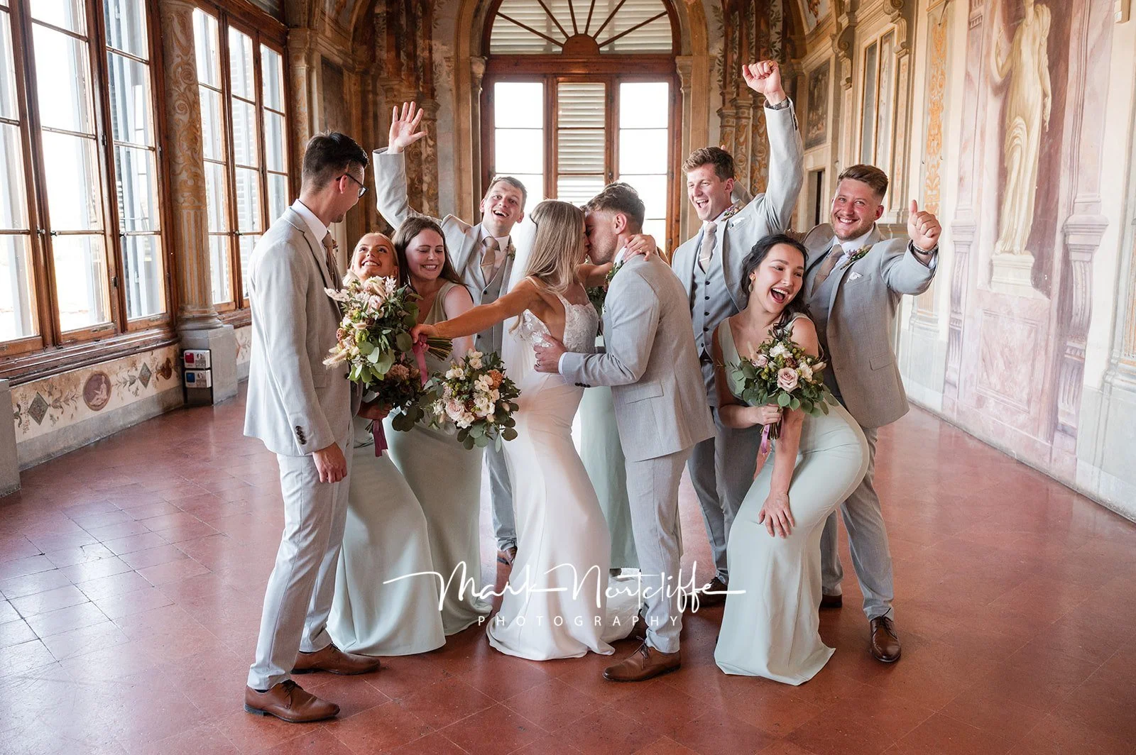 Bridalparty-Villa-Corsini.jpg