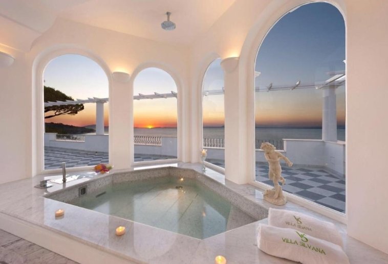 Villa Silvana bathtub suite.jpeg