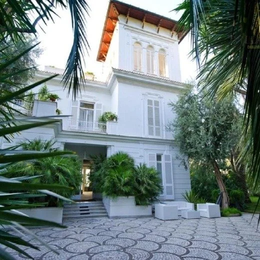 ✨ New Venue Spotlight: Villa Silvana, Sorrento ✨

Looking for an intimate, luxury wedding venue in the heart of Sorrento?
Meet Villa Silvana &mdash; your dream cliffside Italian villa with breathtaking views of the Bay of Naples and Mount Vesuvius. ?