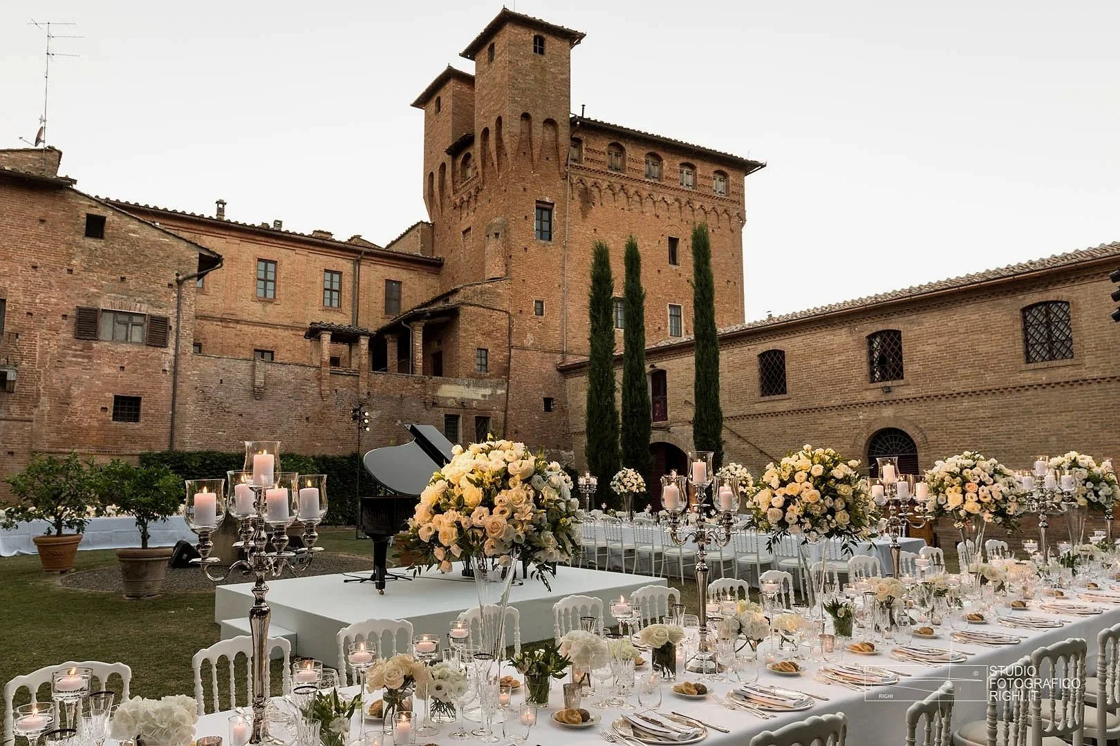 Castello di San Fabiano/ 50 guests wedding &amp; 1 night stay for 22 from £18,199