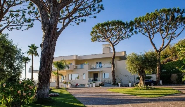 Villa Eliana entrance.jpeg
