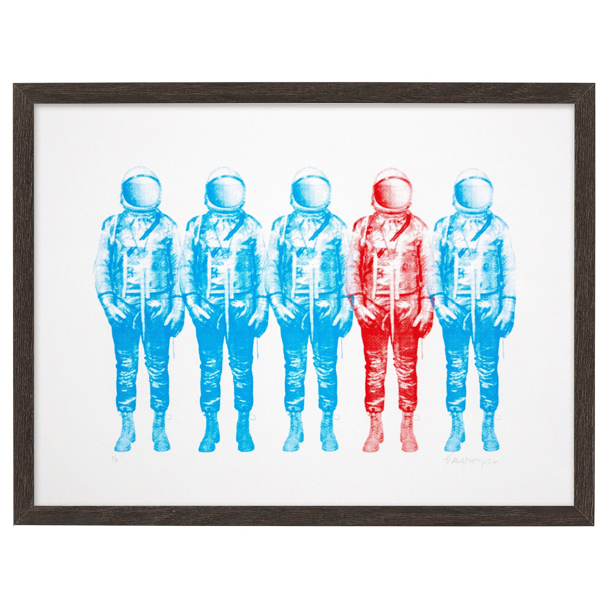 Spacemenx5_Rd_Blu_6off-frame-landscape.jpg