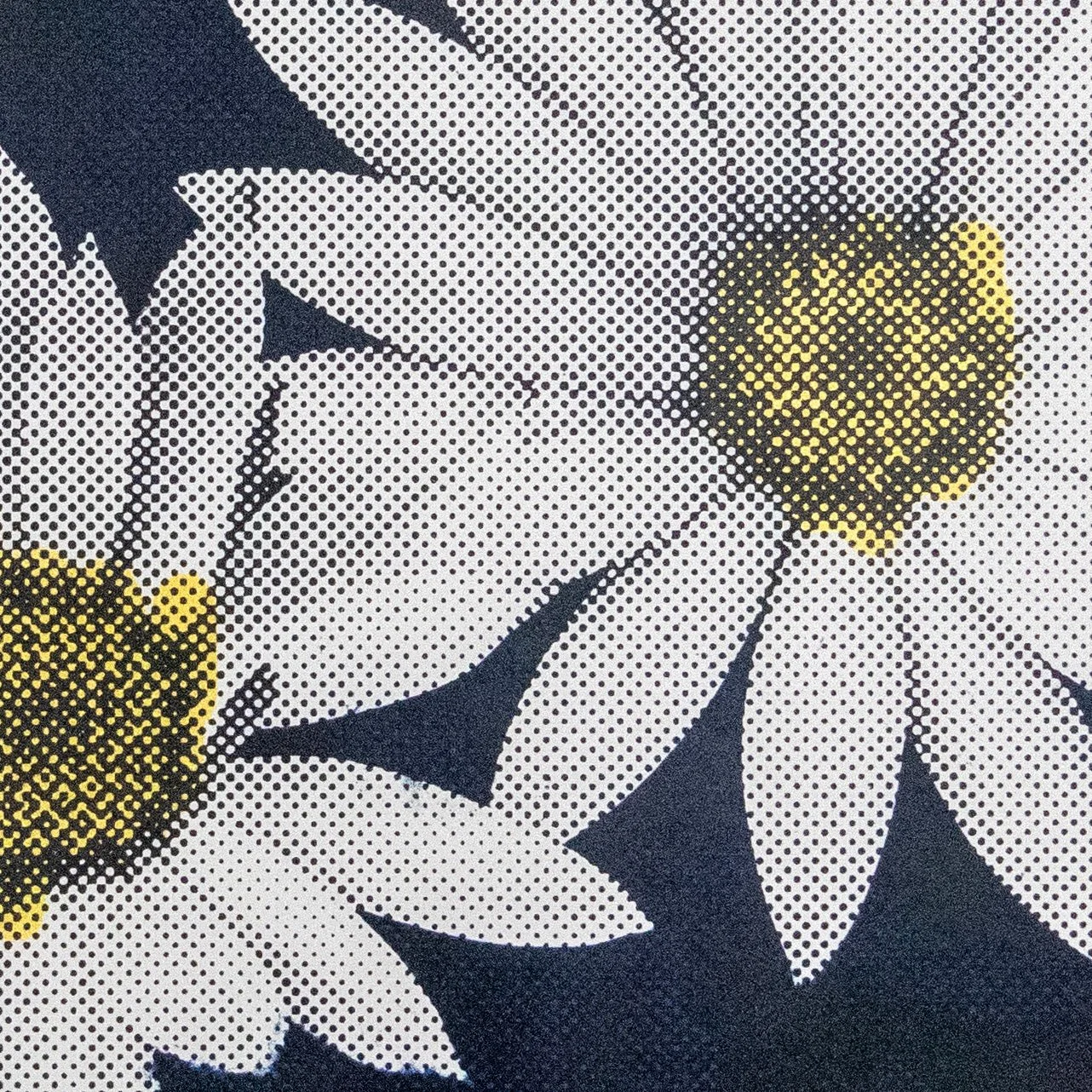 Blu_Nvy_Gld_Dasies_detail.jpg