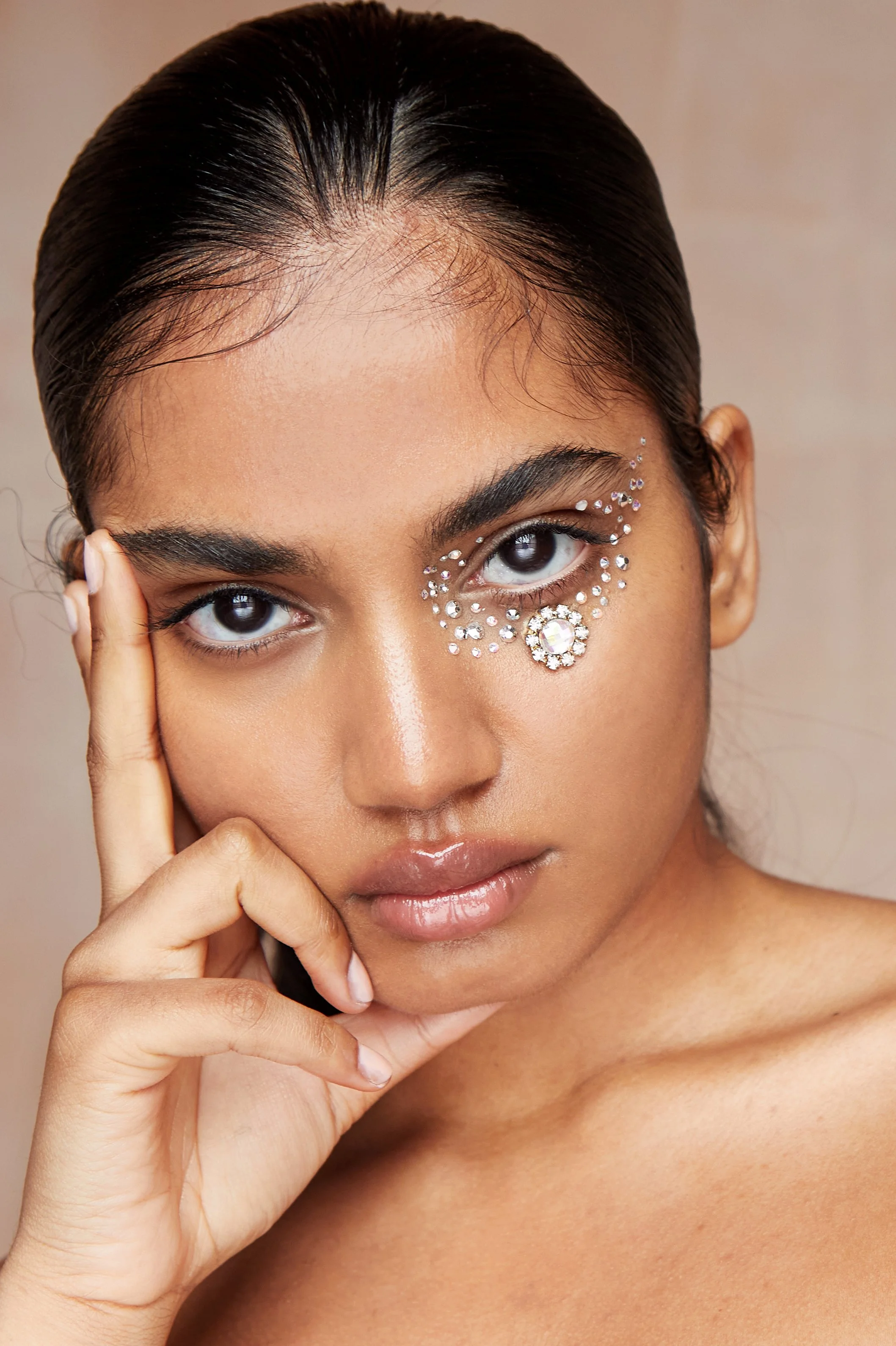 THEMBI-NAOMI-1-MAKEUP-HAIR-TESTSHOOT-2023.jpg