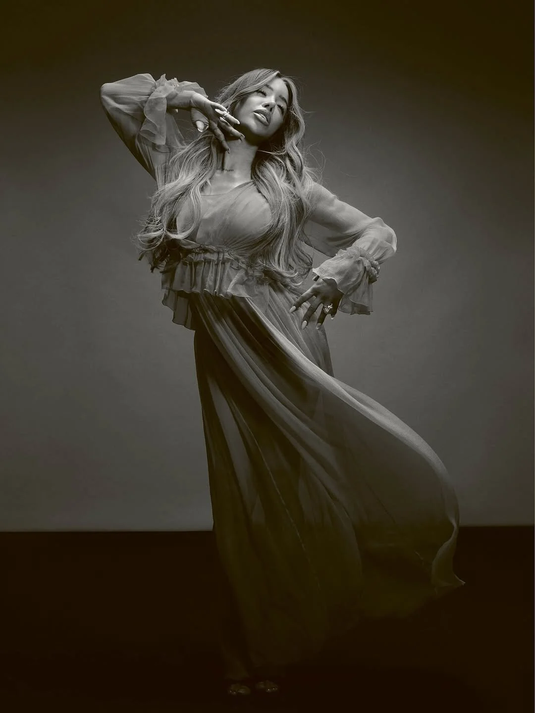 THEMBI-MAKEUP-1-HUNGERMAGAZINE-MUNROEB-EDITORIAL-JUNE2025.jpg