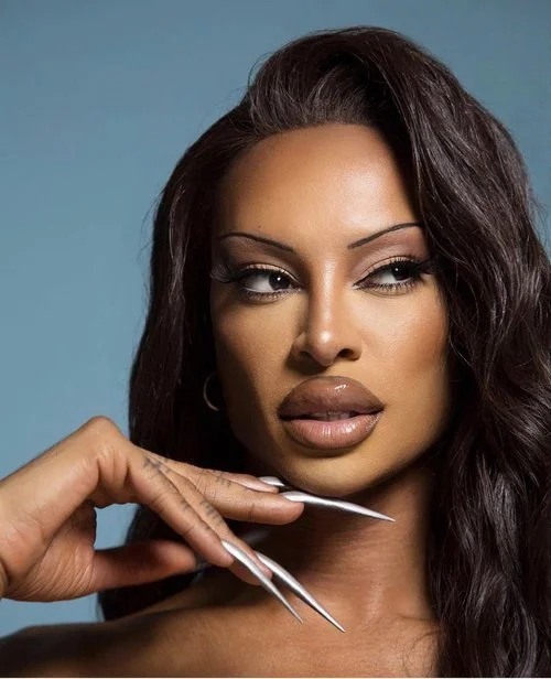 Thembi-Mkandla-Celebrity-Makeup-Artist-Tayce-Photoshoot-for-Cosmopolitan-October-2022.jpg