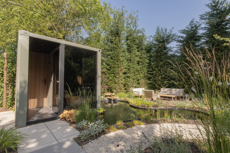 Wellness aan vijver