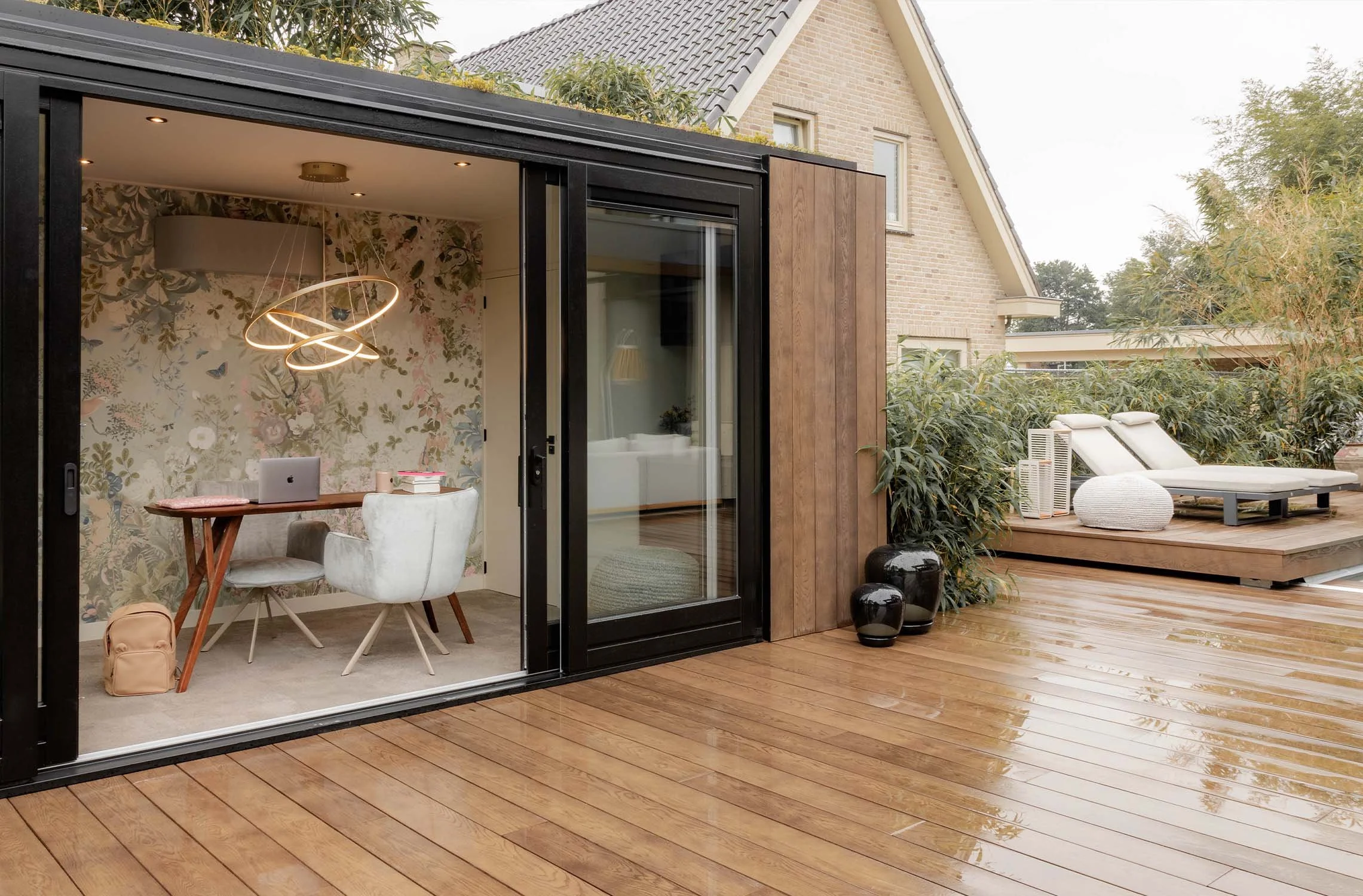 7 ideeën voor het inrichten van een tuinkantoor | 20ft Office® - DLGC