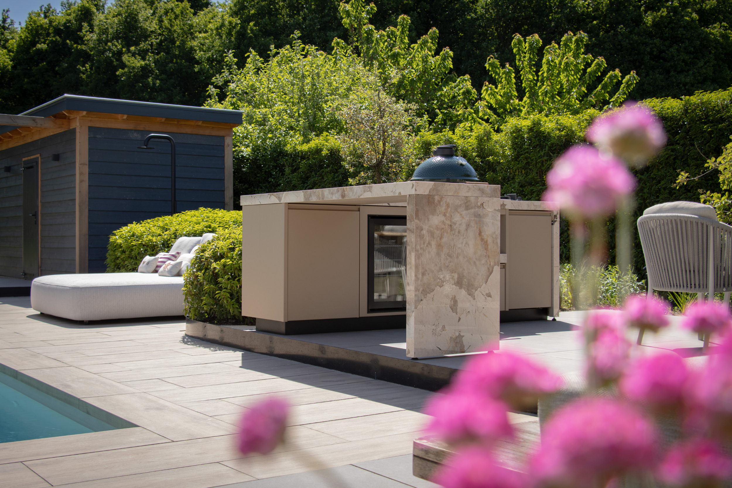 FIDDR: THE FINISHING TOUCH TO THE GARDEN