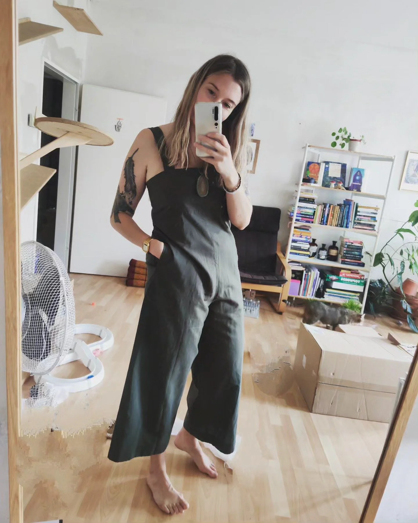 Really feeling myself at the moment 💚🌱🌺 thanks to everyone who joined us for the Fern Flower event last night! The weather gods spared us. 🙌🏼🙏🏼⛈️ More pics coming soon.

(Used my absolutely brilliant editing skills to try and remove some of th