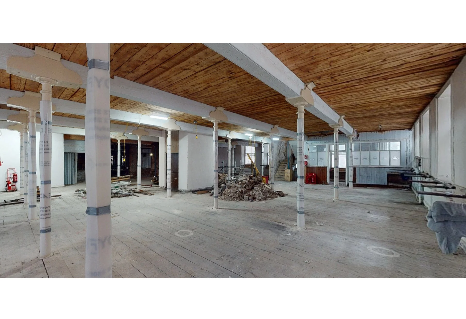 interiors (web).jpg