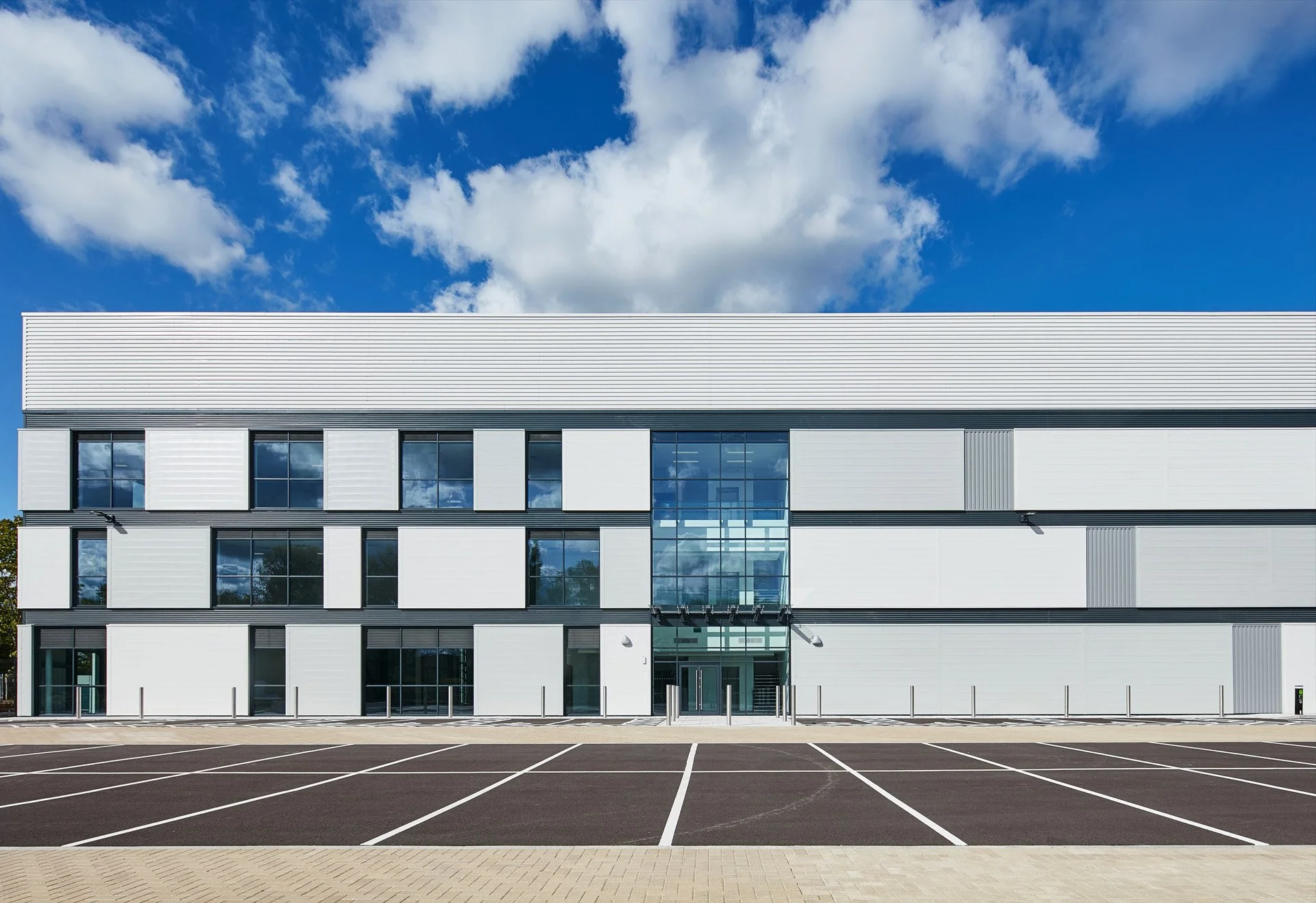 Griffen_Milton_Keynes_Yoemans_I3D_2488 (web).jpg