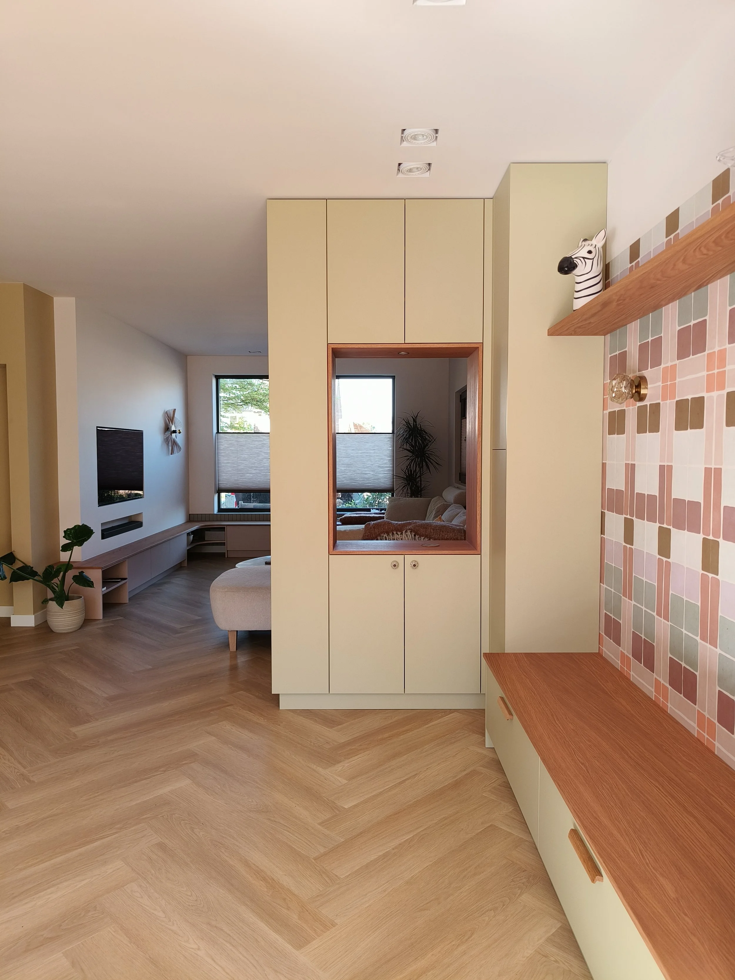 Charlotte Dobbe interieurontwerp maatwerk roomdivider speelgoedkast Nijmegen.jpg