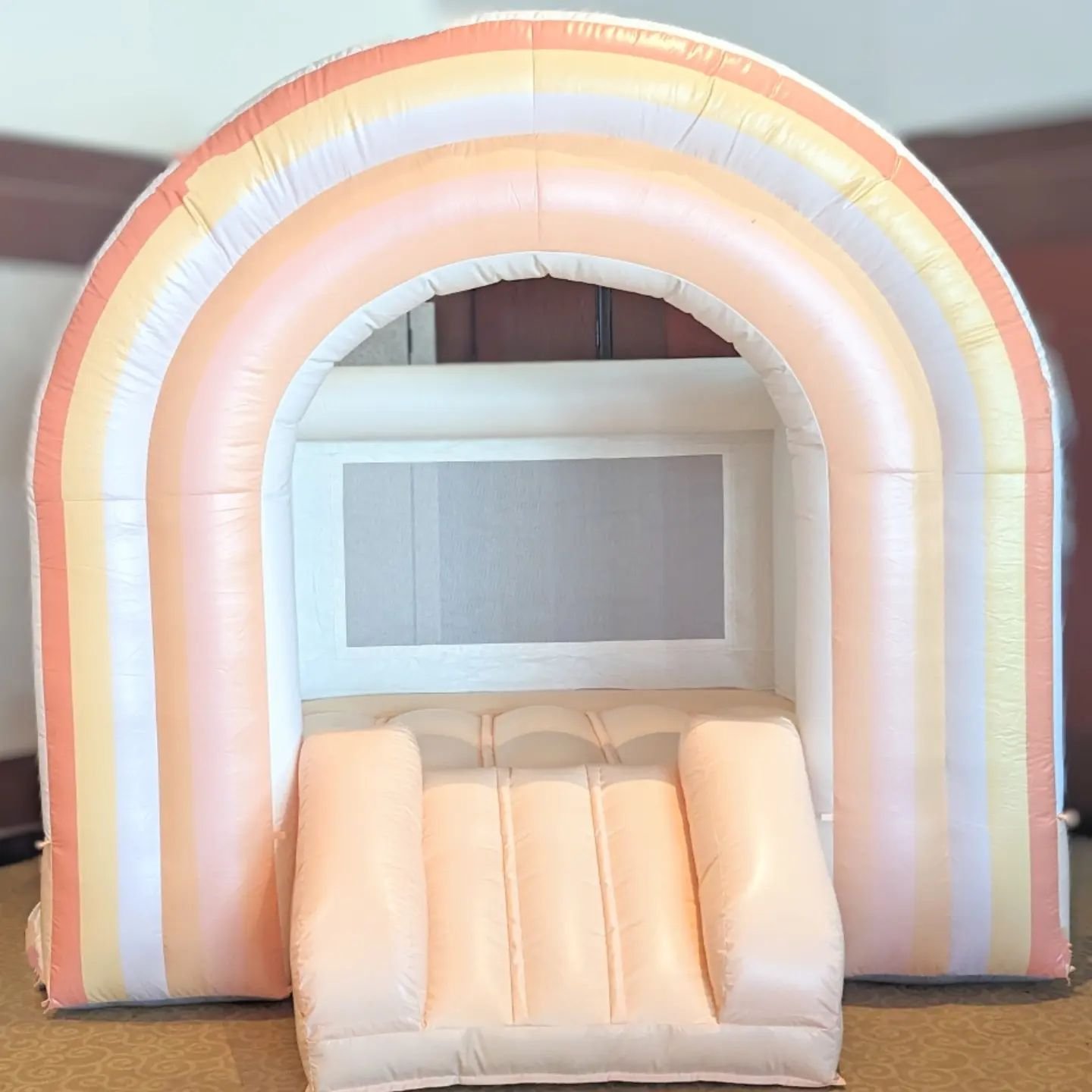 Indoor and outdoor! Our peach rainbow is going to be popular this summer! Reserve your date at www.modbouncehouse.com 

#rainbow #rainbowbirthday #rainbowparty #bouncehouse #kidsparty #chicagobouncehouse