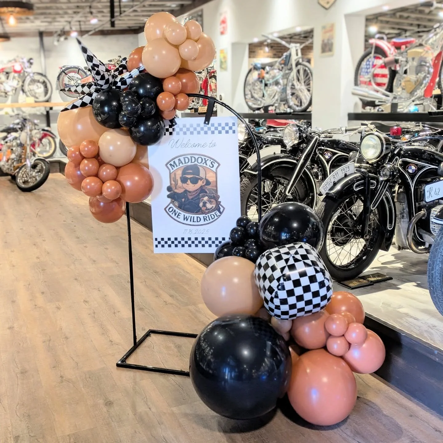 One of our favorites from this event- A custom welcome sign featuring an illustration of the birthday boy, Maddox!