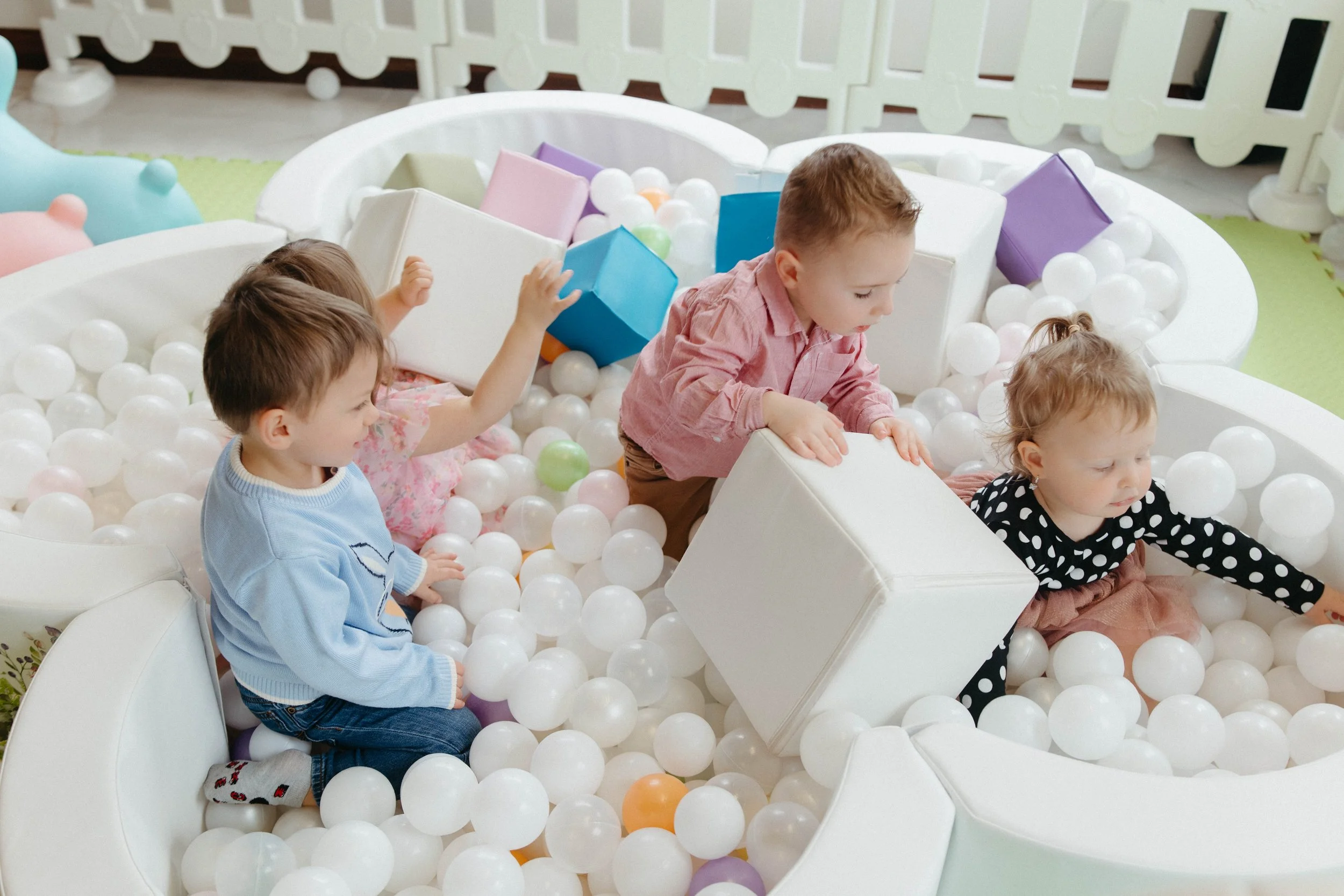 ball pit rental aurora, il.jpg