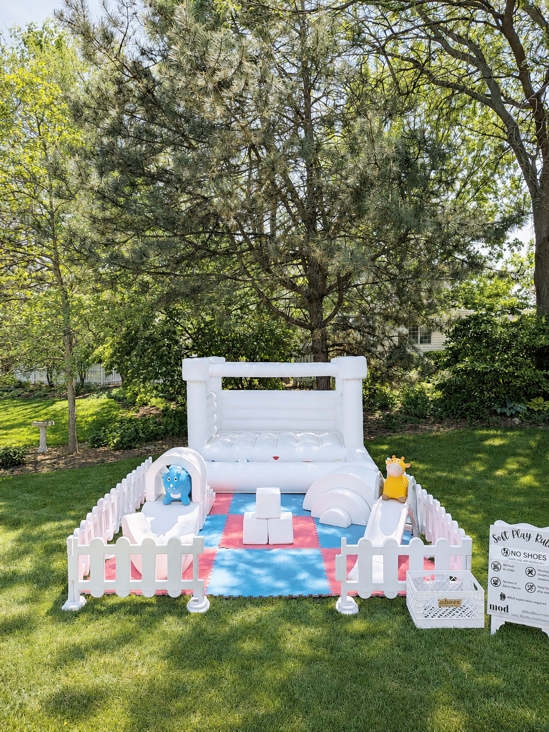 Outdoor Midi Bounce House Set
