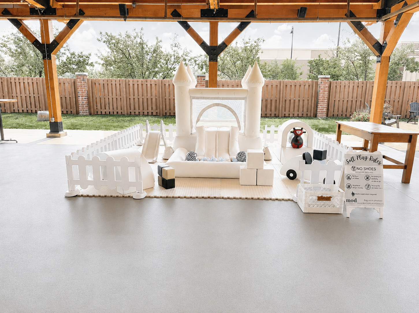 Indoor Midi Bounce House Set