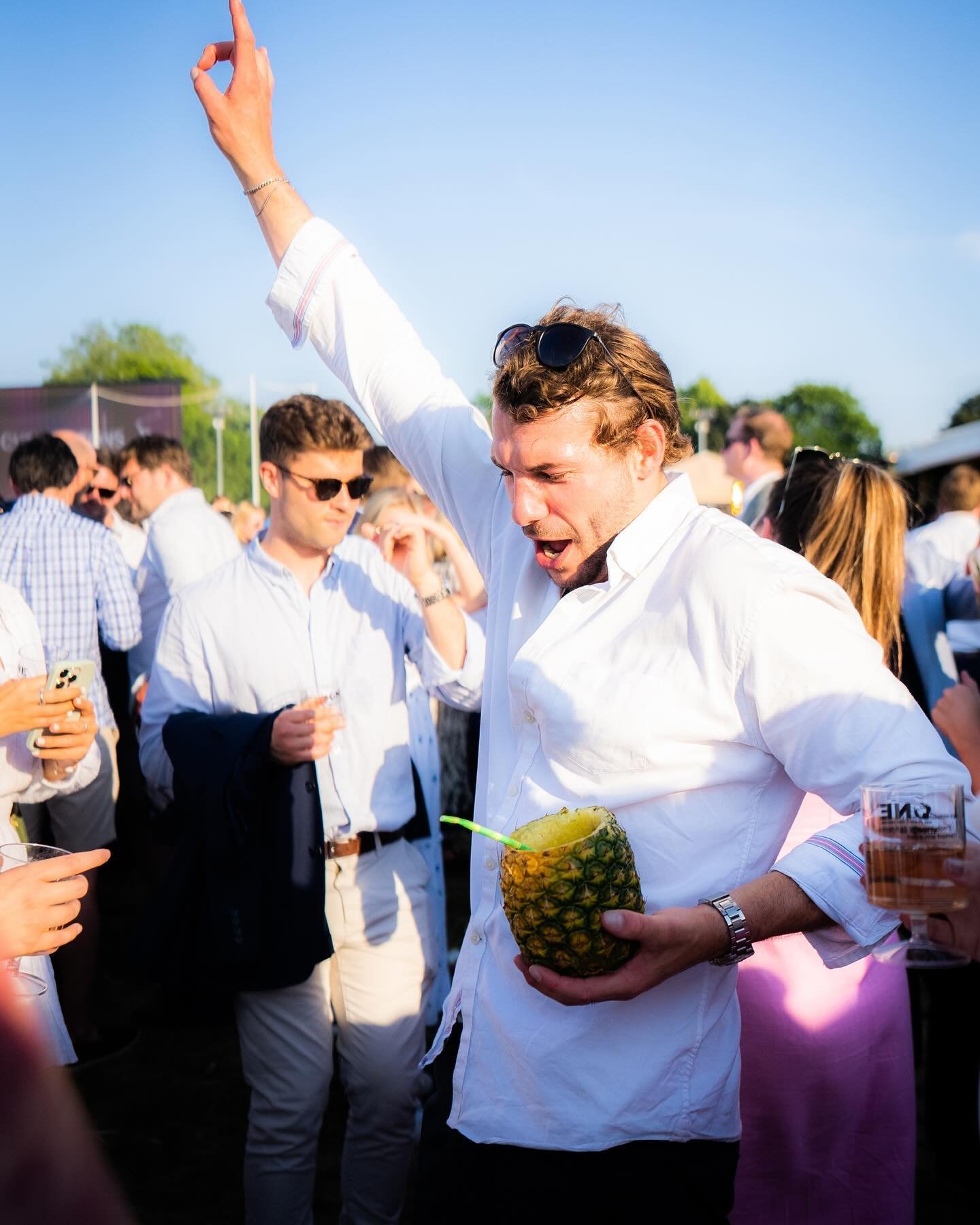 Hands in the air if you&rsquo;re joining us on the way to pineapple paradise this year🕺 💃 🍍 ⁣
⁣
#mahikilondon #mahikioutposts  #ukevents #uksportingevent