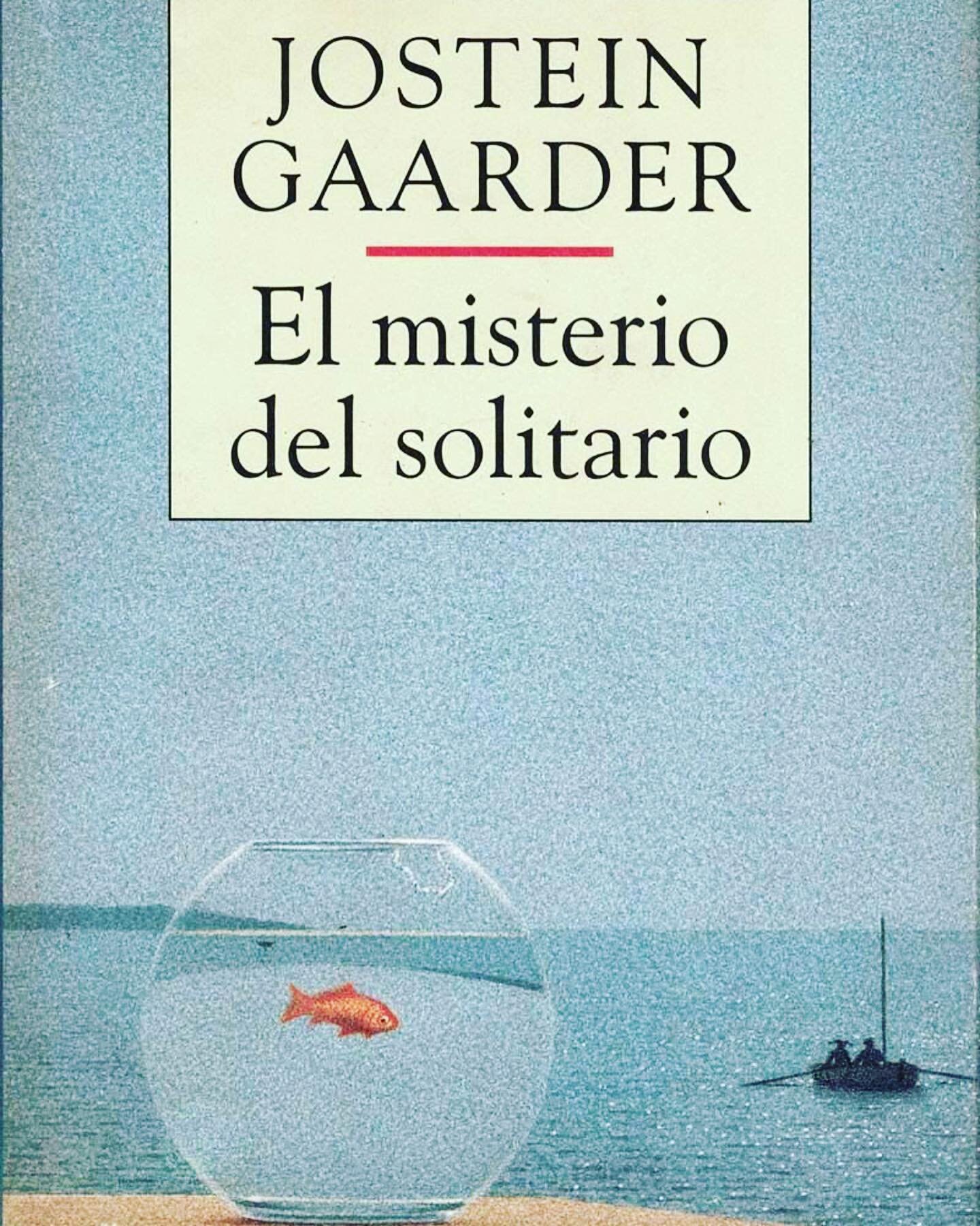 El misterio del solitario, Jostein Gaarder (Oslo, 1952)

Quiz&aacute;s la palabra &laquo;delicioso&raquo; no sea la m&aacute;s apropiada para describir un libro. Sin embargo esa fue mi experiencia al terminar la &uacute;ltima p&aacute;gina de El Mist