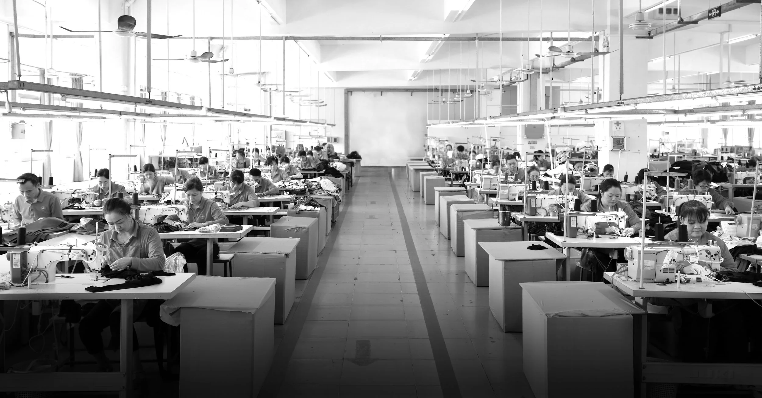 low MOQ clothing manufacturer