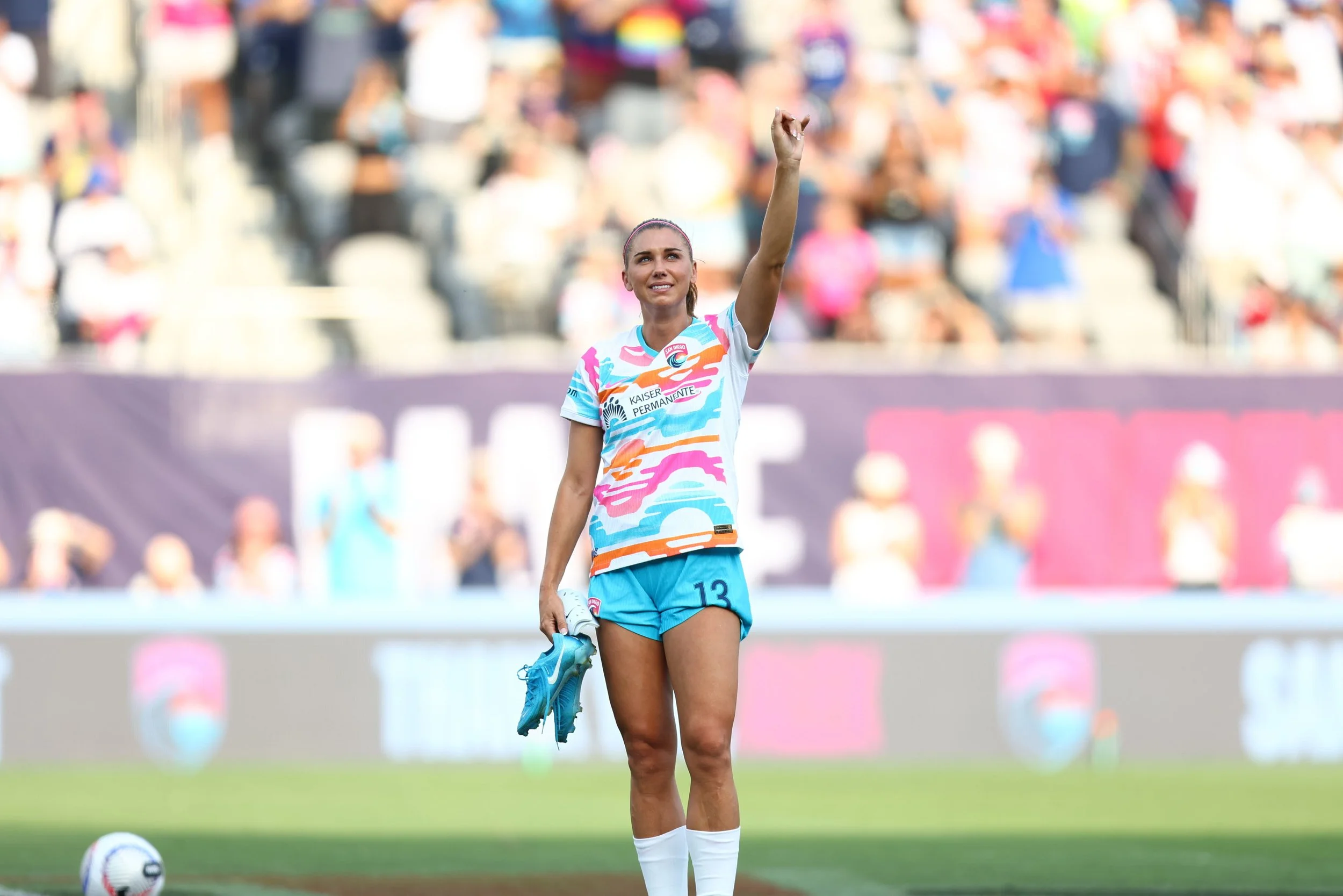 Zepeda: San Diego waves goodbye to Alex Morgan