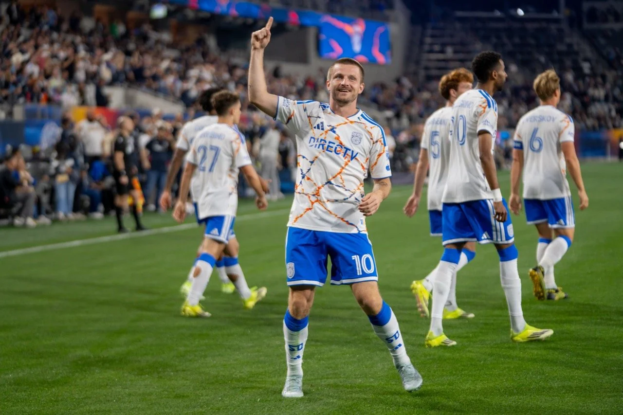 San Diego FC cruises to 2-0 victory against St. Louis City