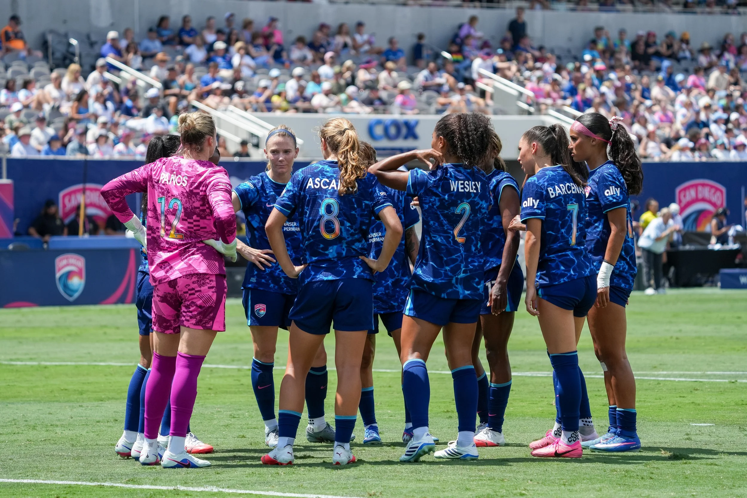 San Diegans score for Seattle Reign in 2-0 win against Wave
