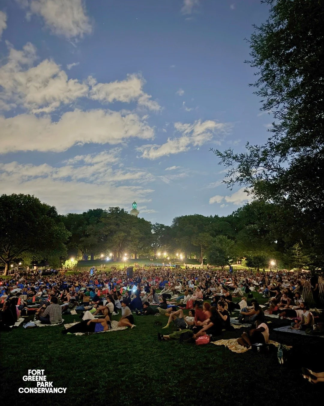 Your voice matters! Take the Annual Fort Greene Park User Survey to let us know about your experience in the park. Each year, the Conservancy teams up with NYC Parks to learn how community members use Fort Greene Park and what their priorities are. Y