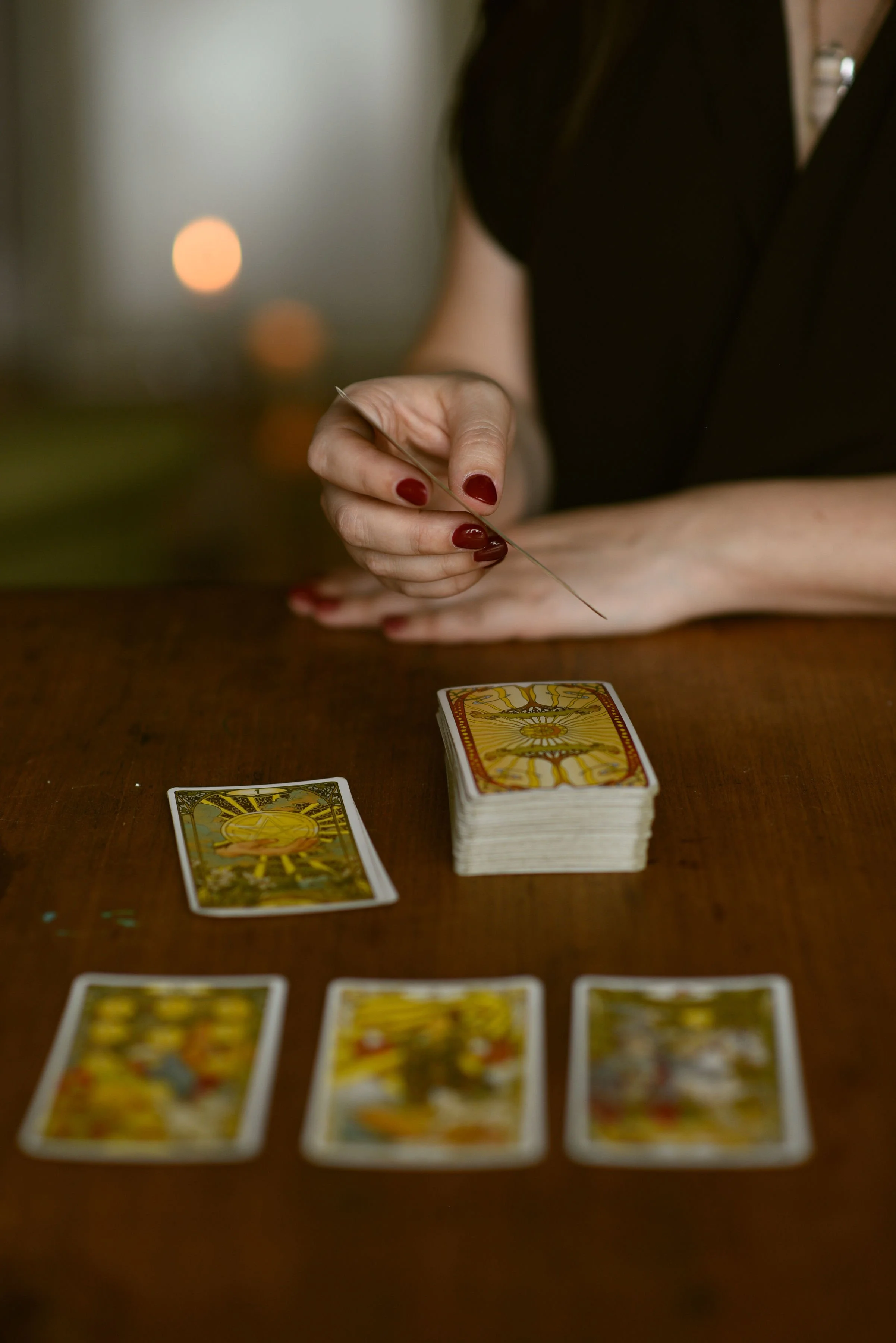 Tarot Reader for hotel event Italy, USA, Canada