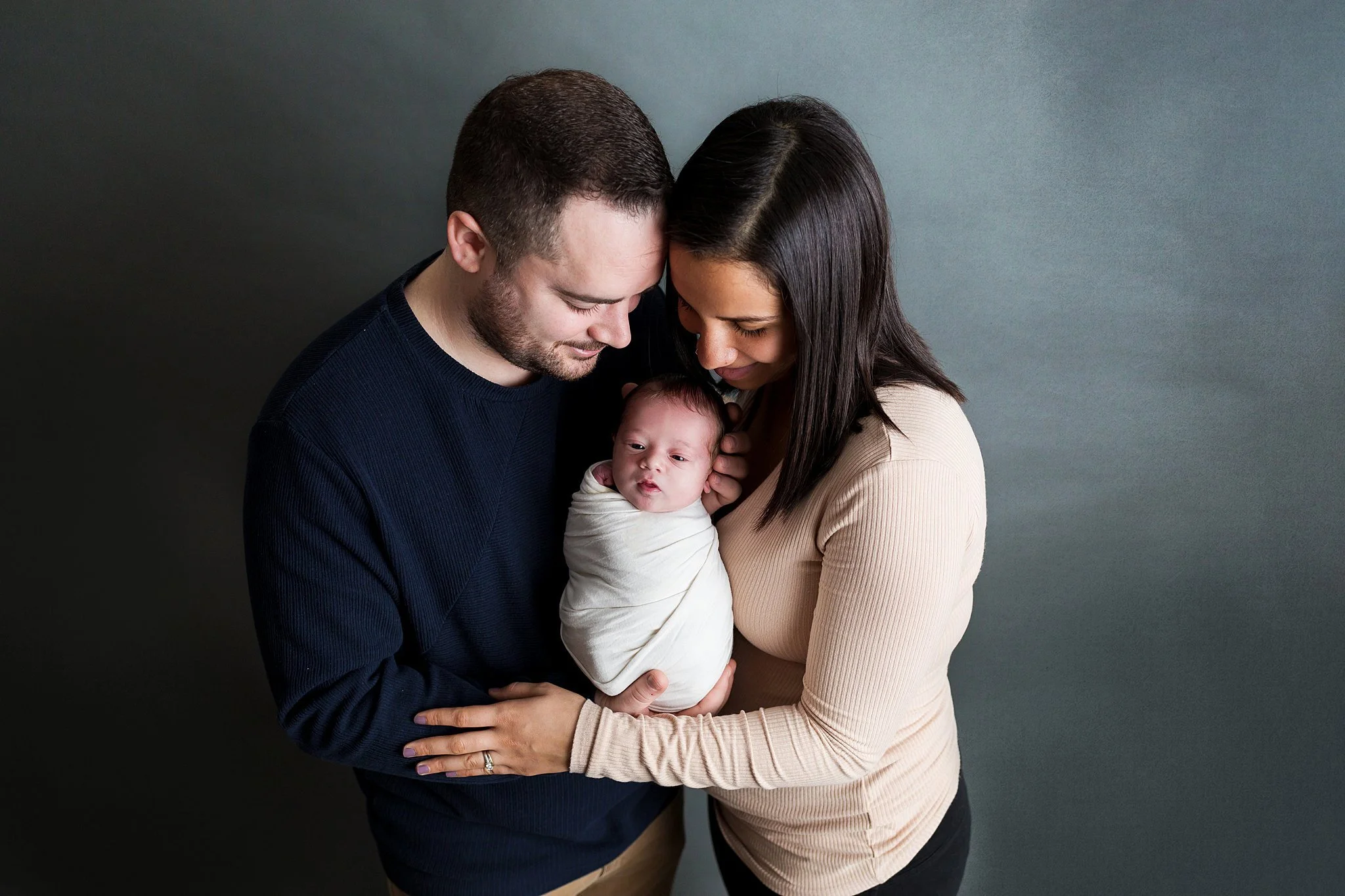 more-than-a-moment-studios-newborn-photographer-cornwall-ottawa-photographer_0117.jpg