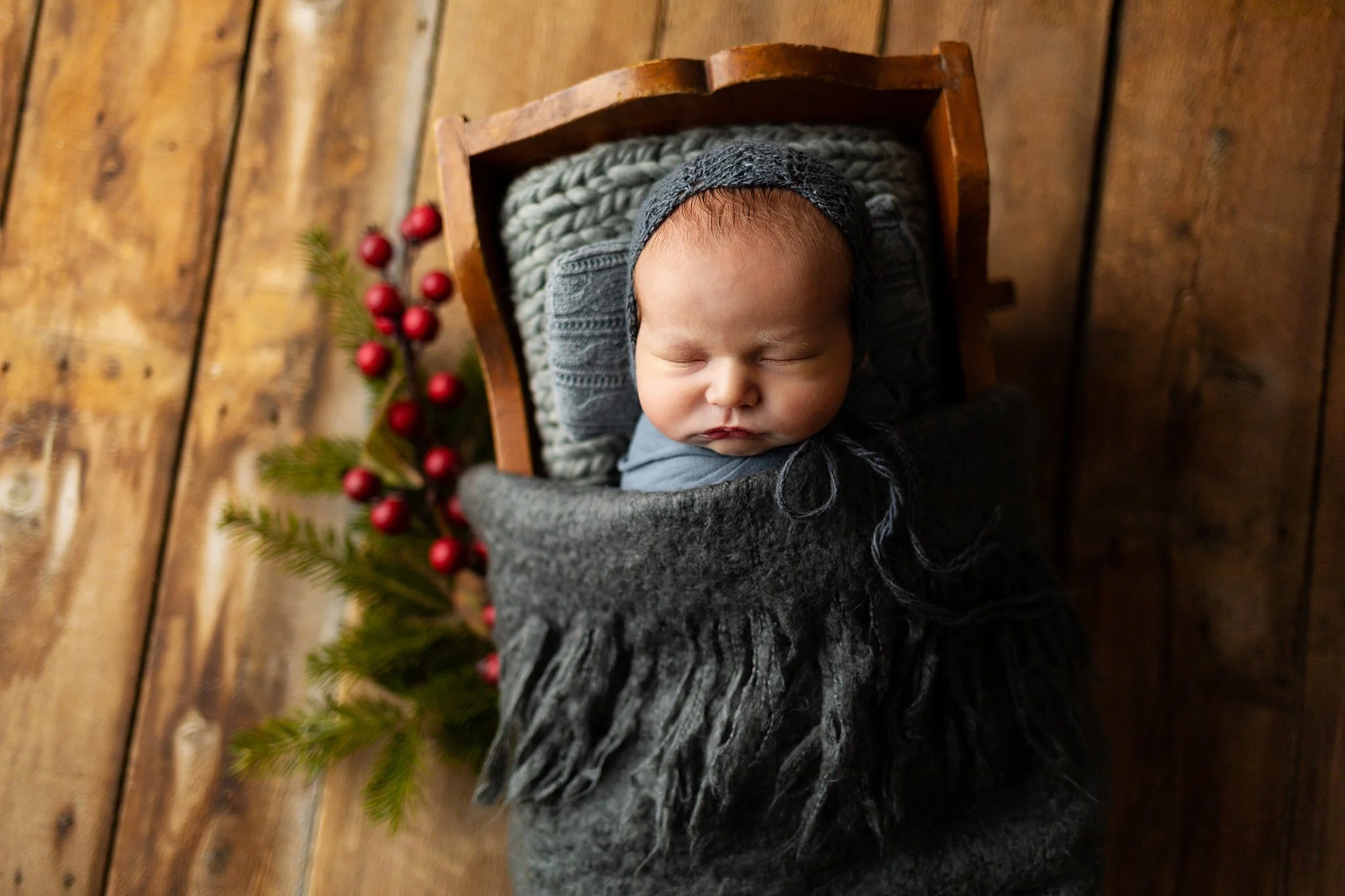 more-than-a-moment-studios-newborn-photographer-cornwall-ottawa-photographer_0102.jpg