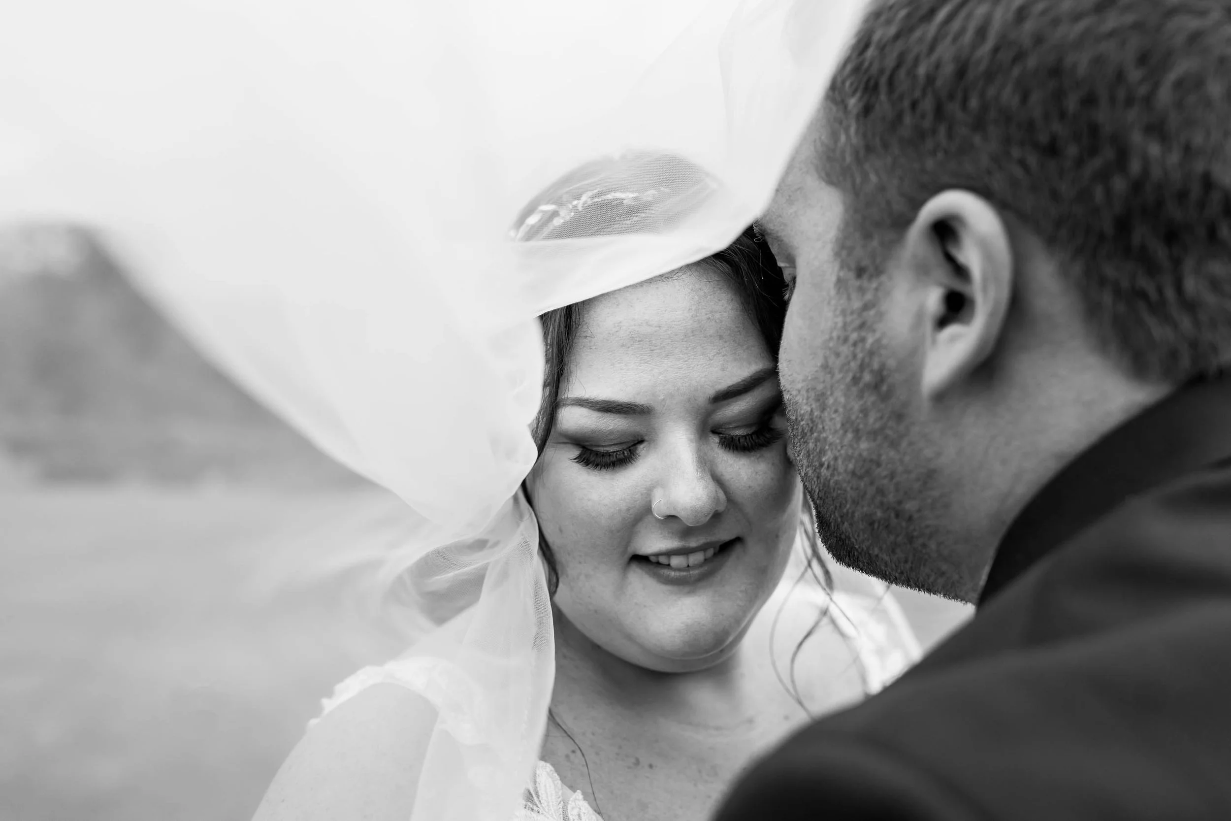To have a veil or not have a veil?? | Cornwall &amp; Ottawa Wedding Photographer