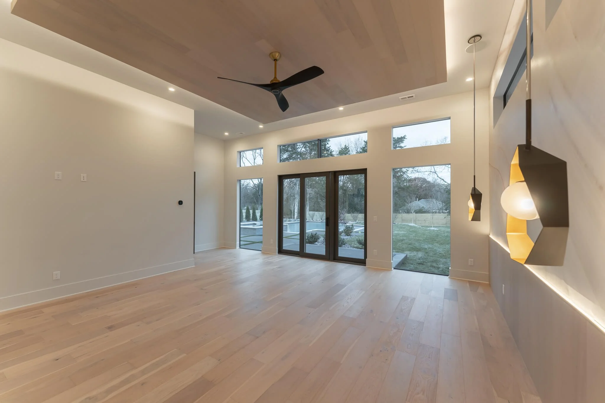 14 3908 Harding Ryan Thewes Architect.jpg