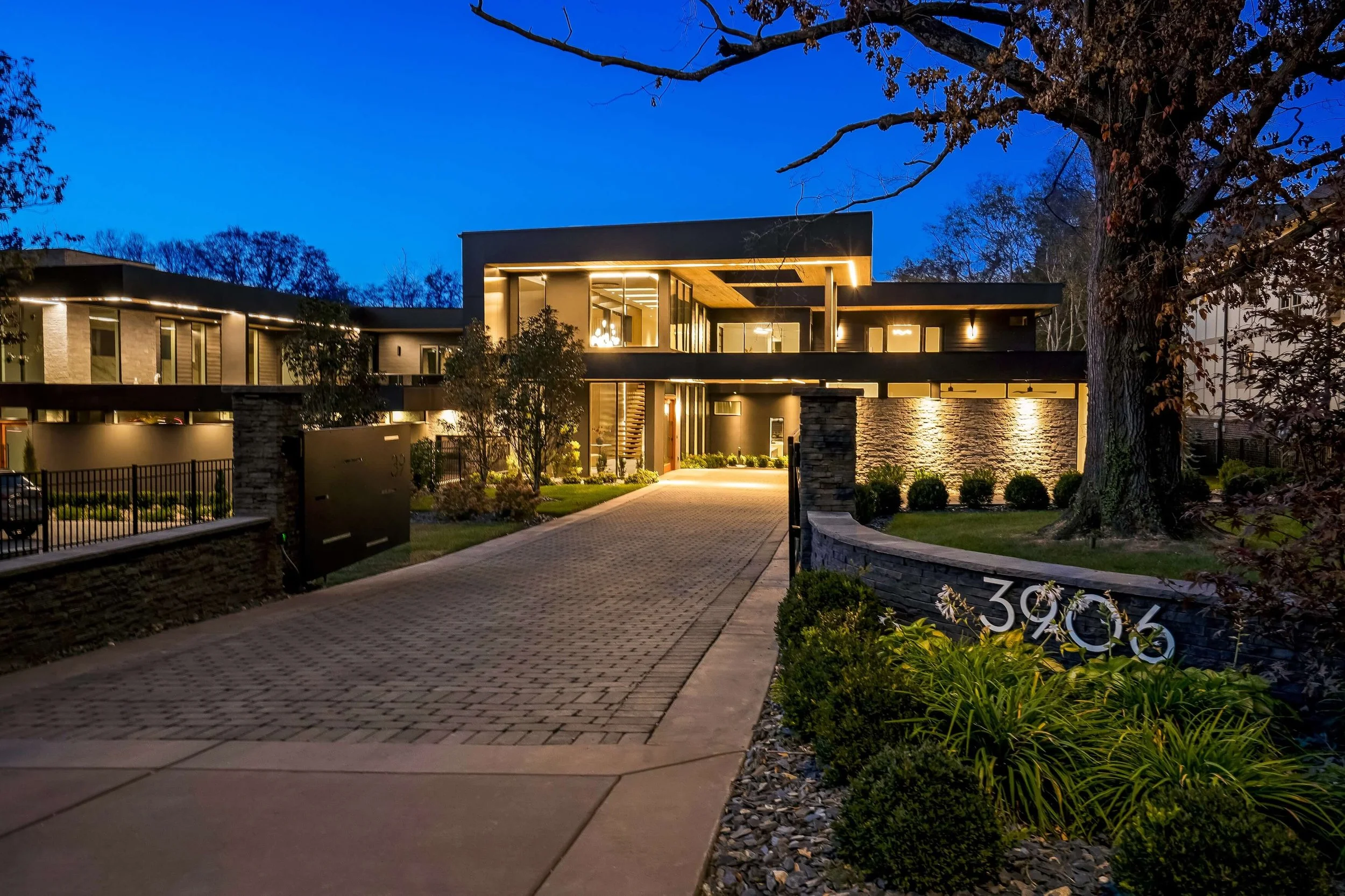 19 3906 Harding Ryan Thewes Architect.jpg