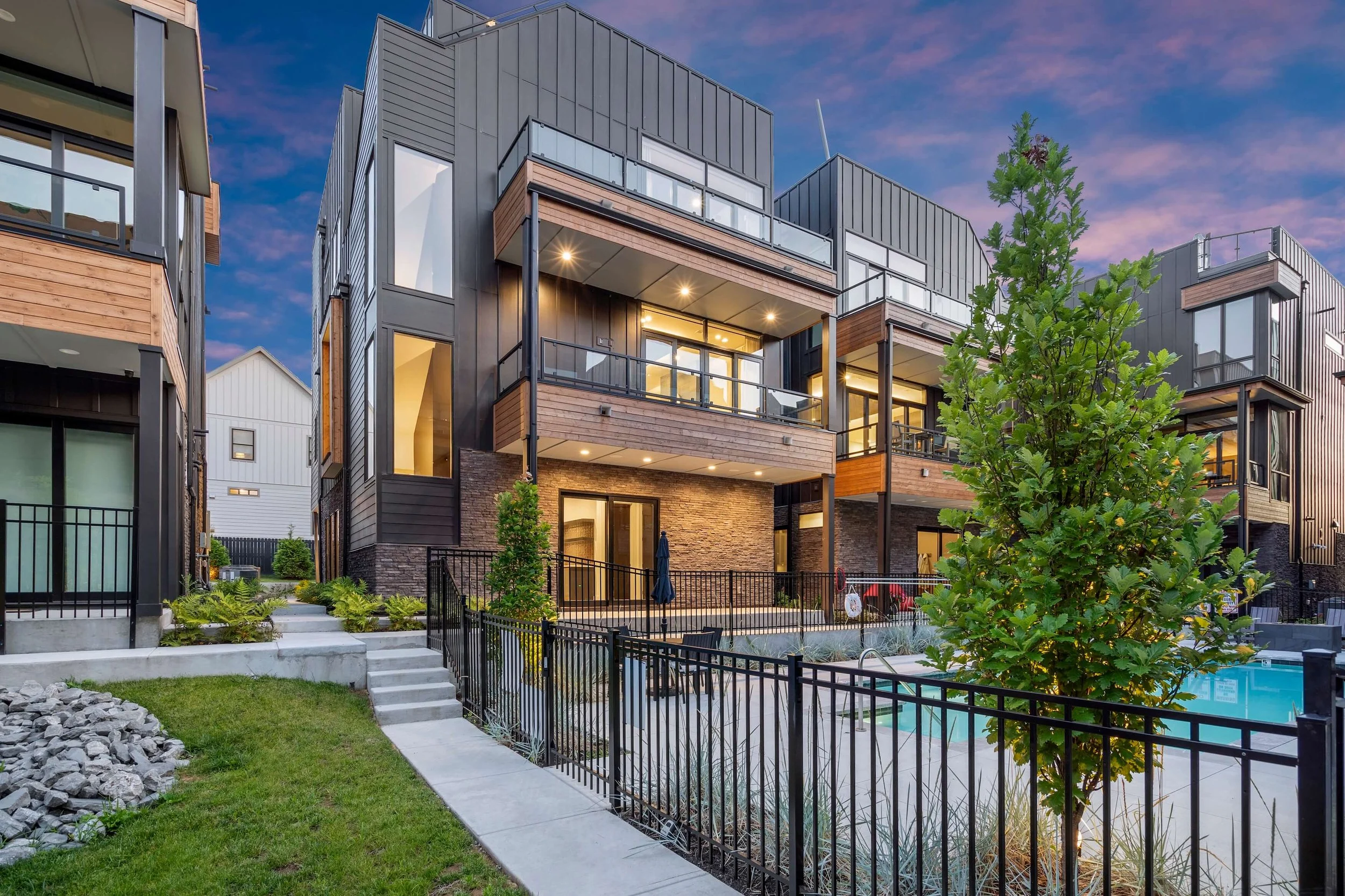 32 Green Hills Station Ryan Thewes Architect.jpg