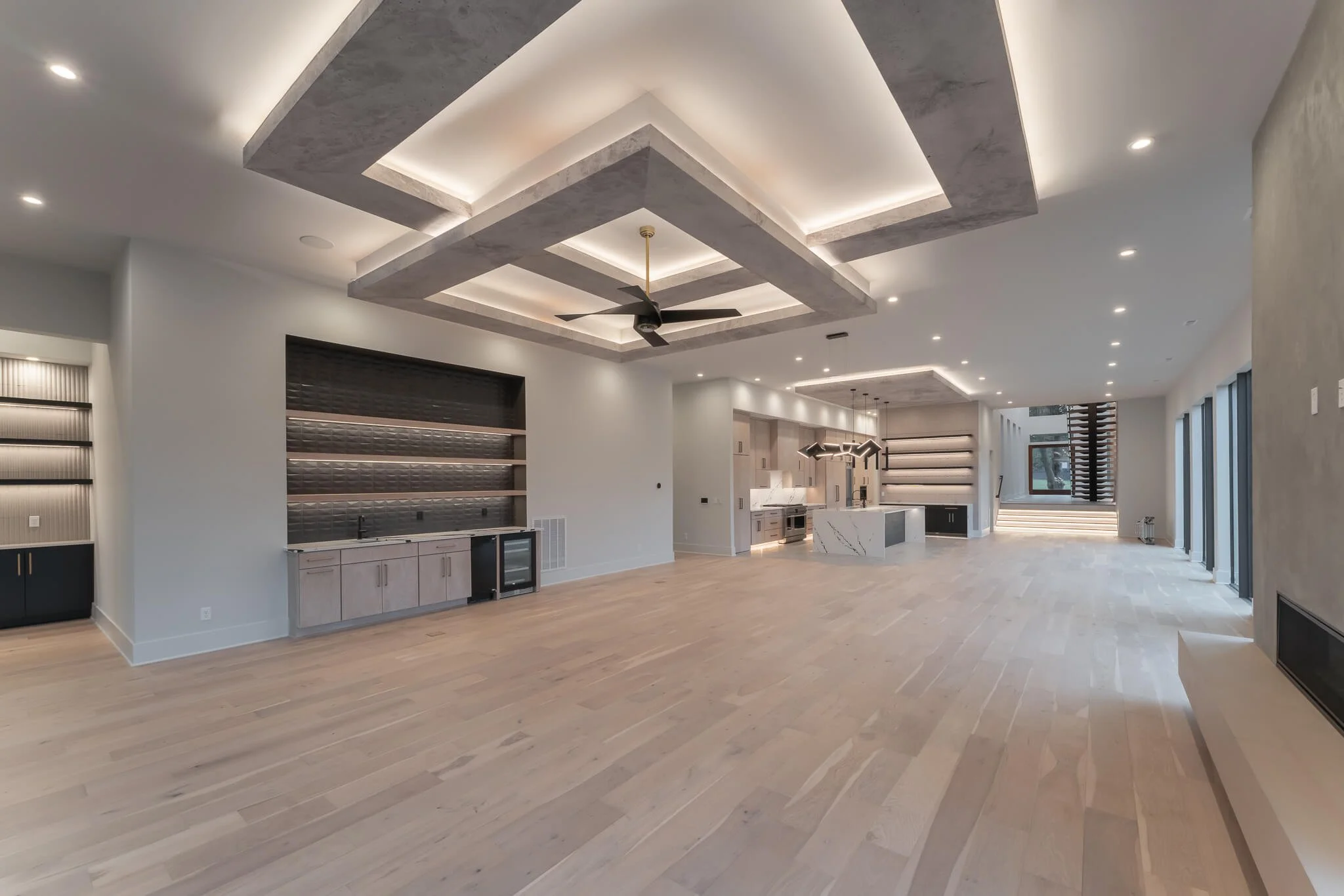 11 3908 Harding Ryan Thewes Architect.jpg