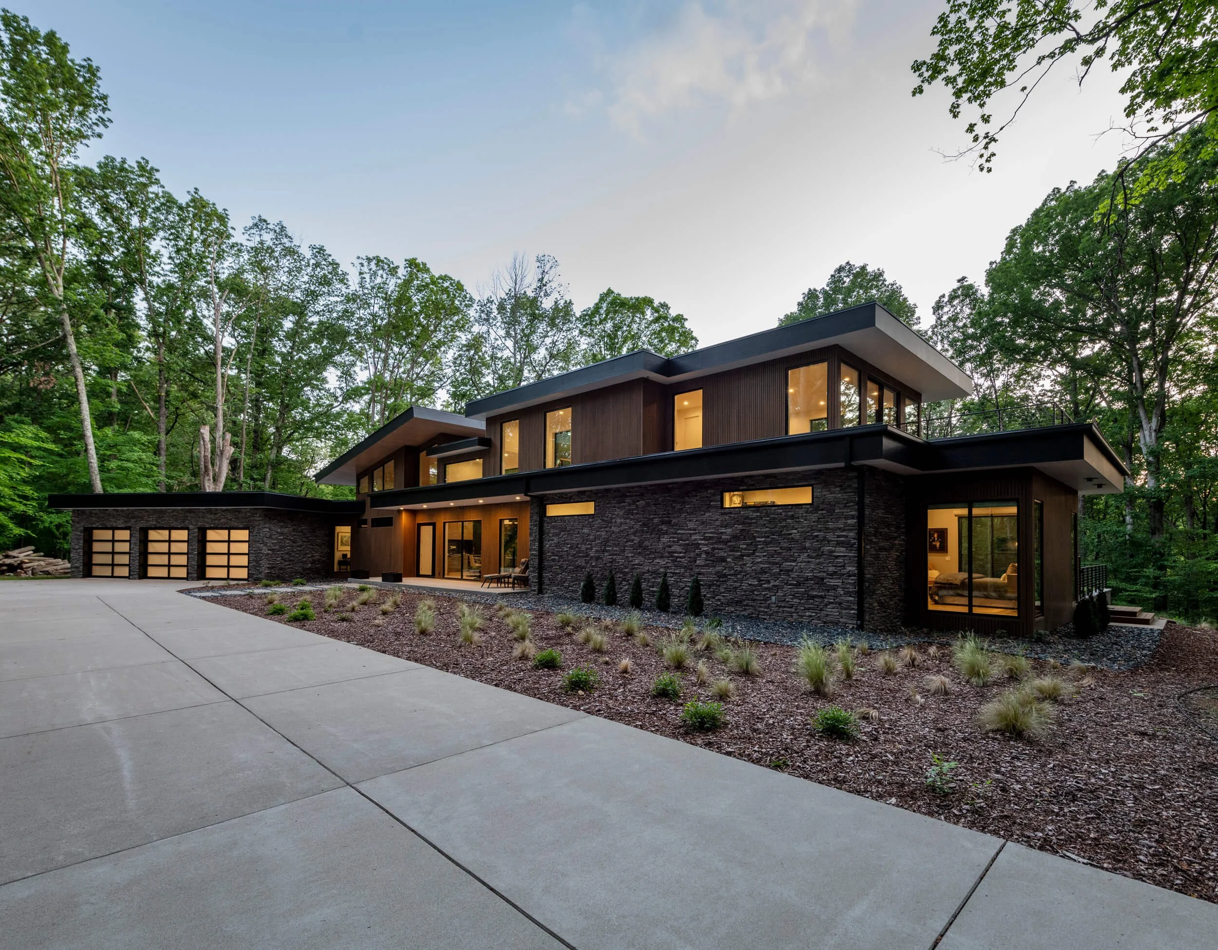 01 Ryan Thewes Architect Sandstone.jpg