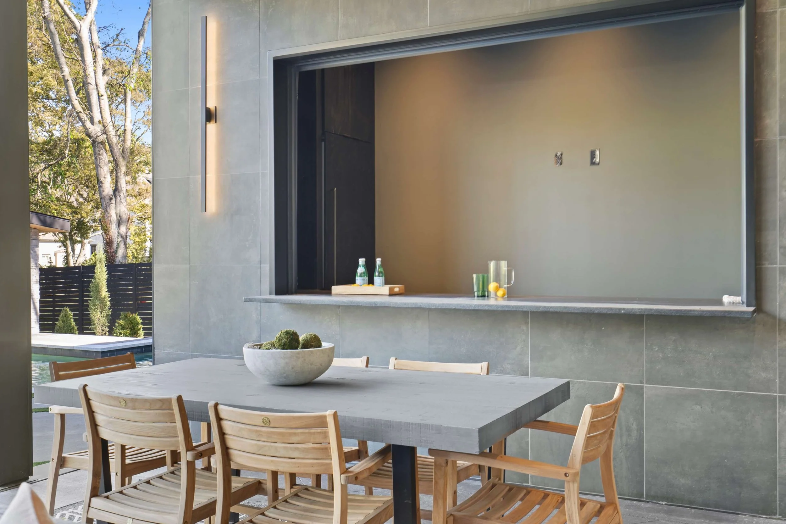 13 3906 Harding Ryan Thewes Architect.jpg