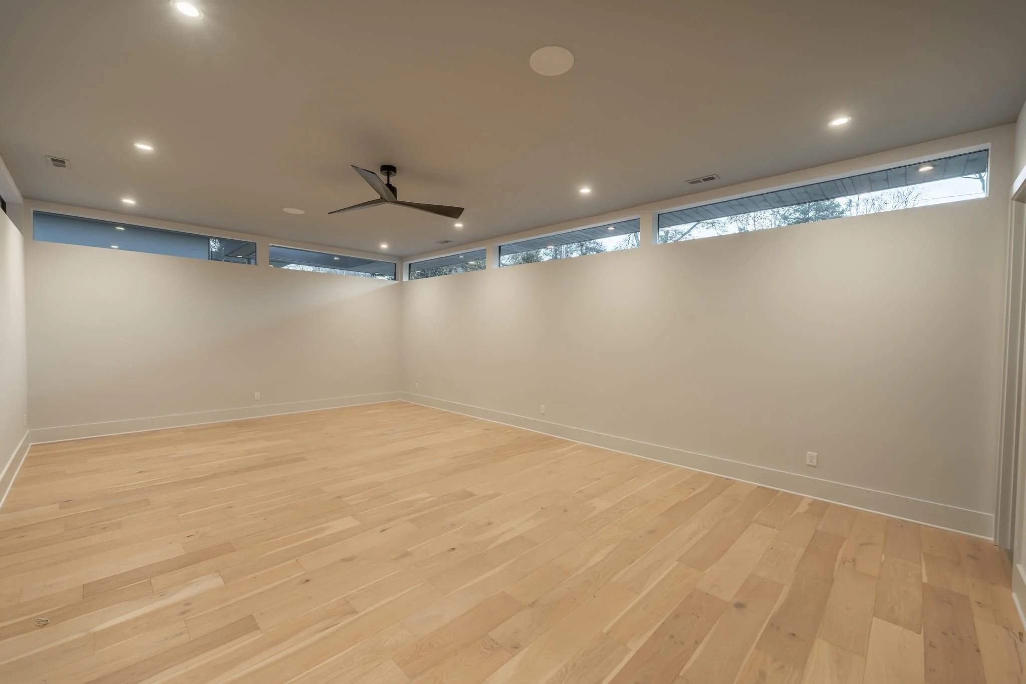 21 3908 Harding Ryan Thewes Architect.jpg