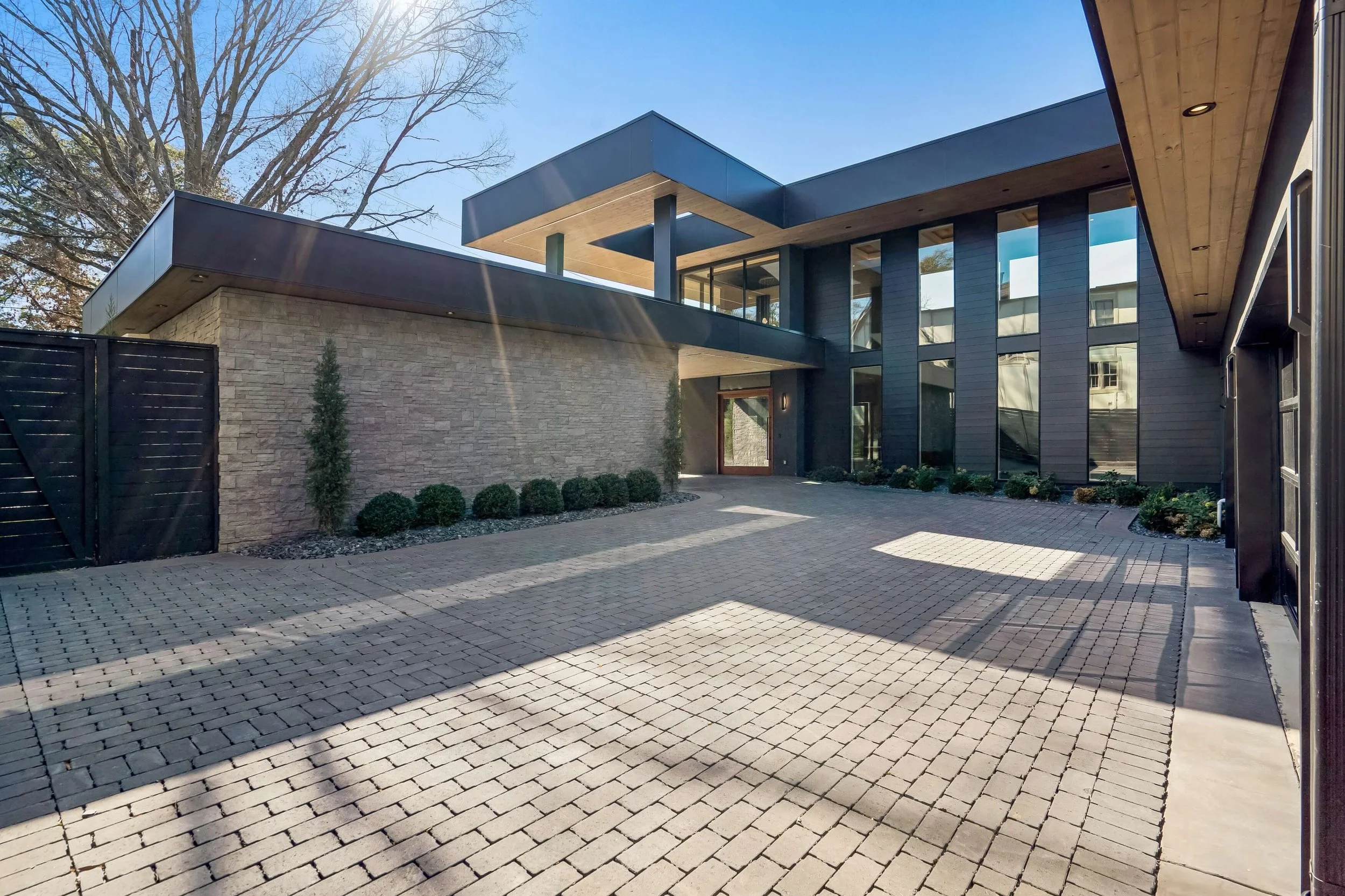 11 3906 Harding Ryan Thewes Architect.jpg