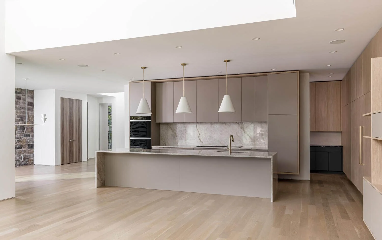 15 Ryan Thewes Architect Oak Hill.jpg